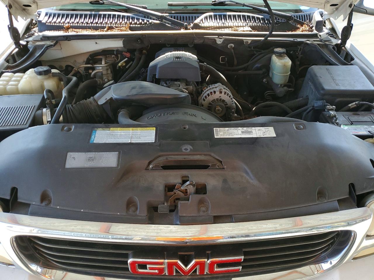 2000 Gmc Yukon White vin: 1GKEK13T0YJ211639