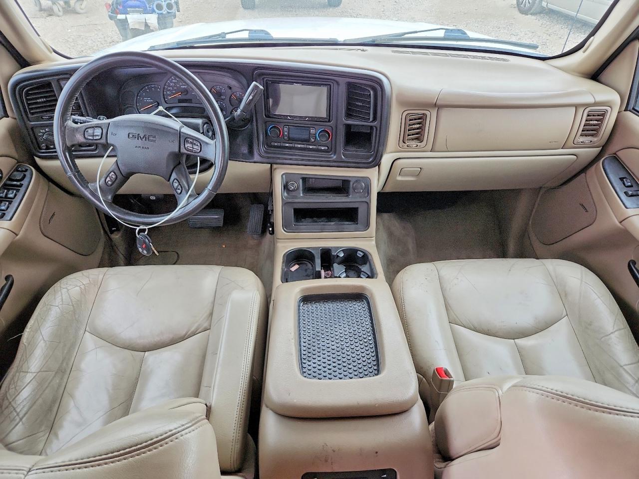 2004 Gmc Yukon White vin: 1GKEK13T54J175263