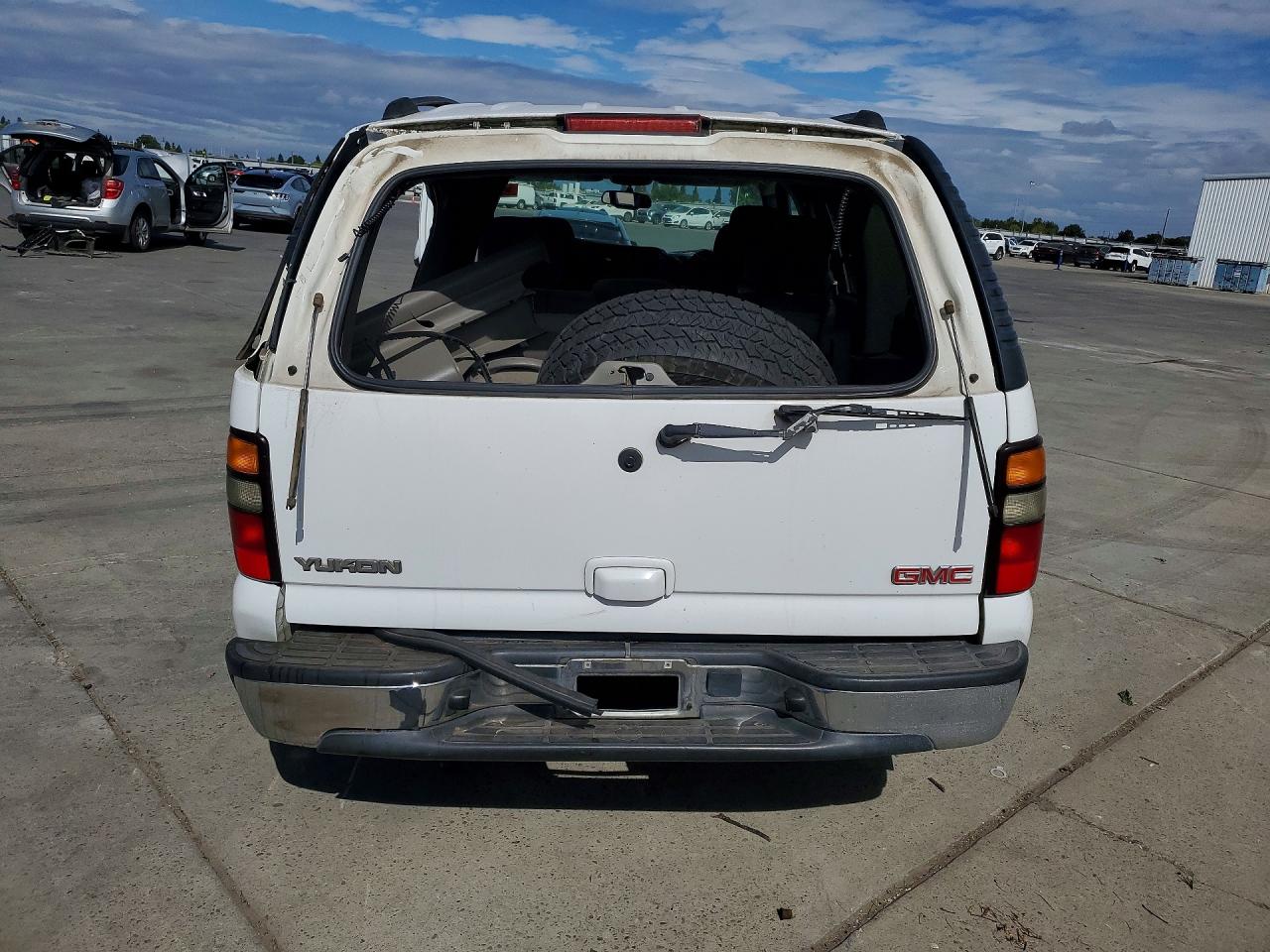 2004 Gmc Yukon White vin: 1GKEK13T54R179105