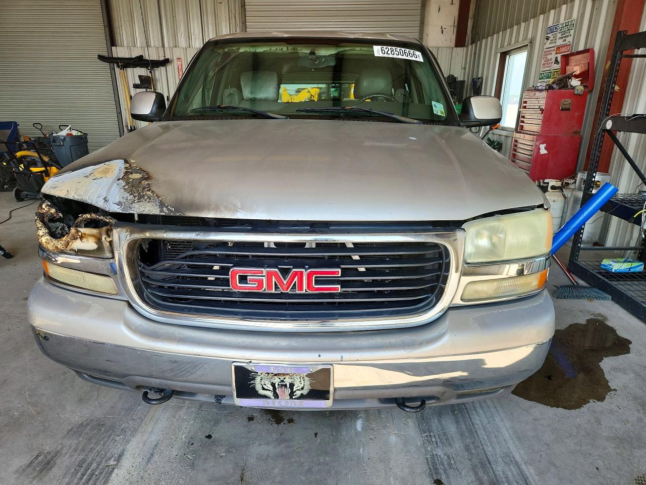 2004 Gmc Yukon Серебряный vin: 1GKEK13T64R164872