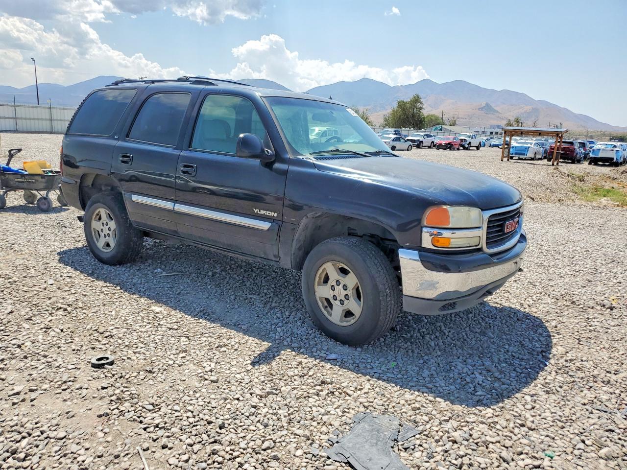 2002 Gmc Yukon Black vin: 1GKEK13T82R239651