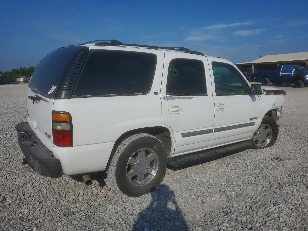 2005 Gmc Yukon White vin: 1GKEK13TX5J201003