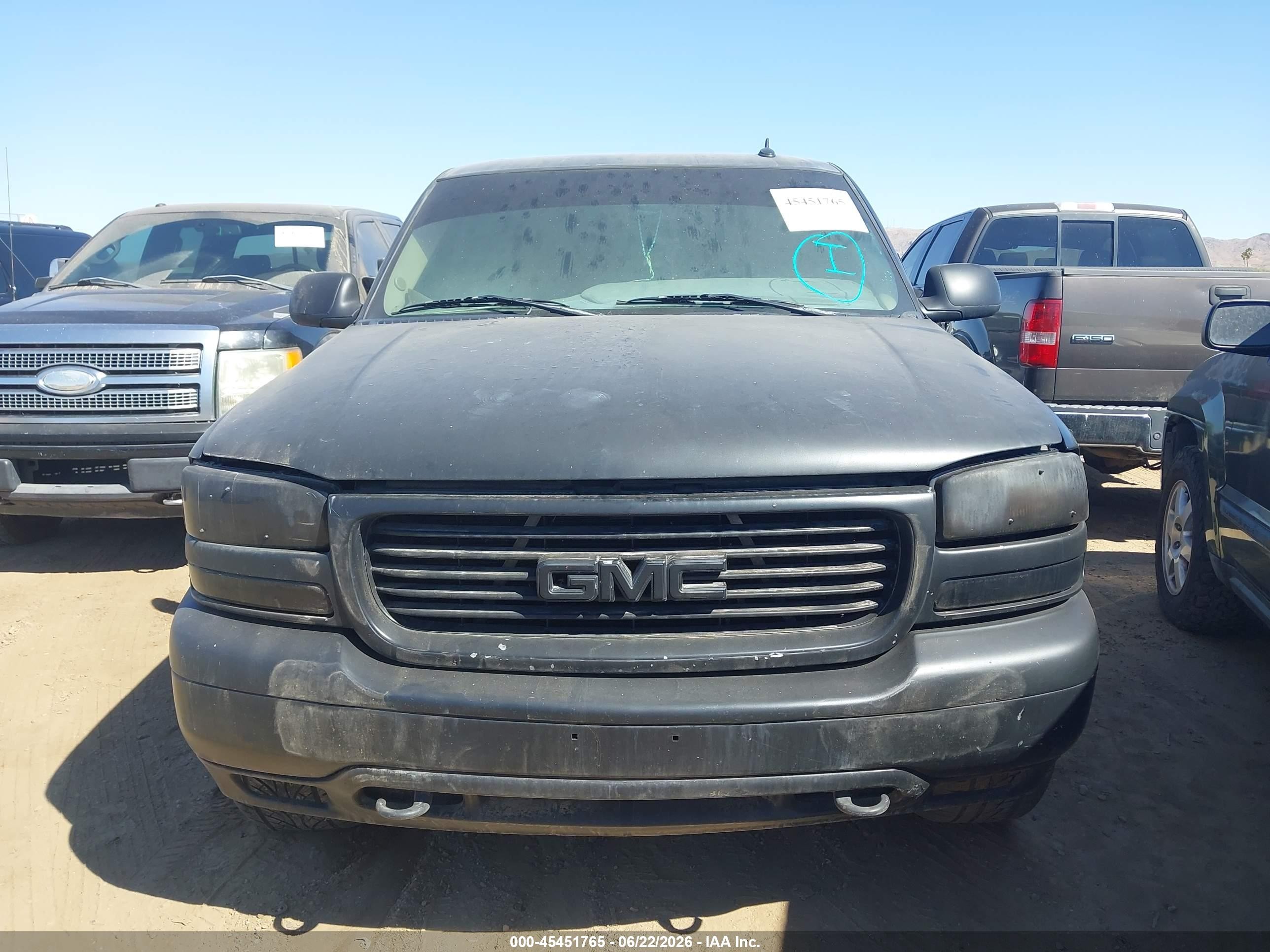 2005 Gmc Yukon Sle Черный vin: 1GKEK13V15R102430