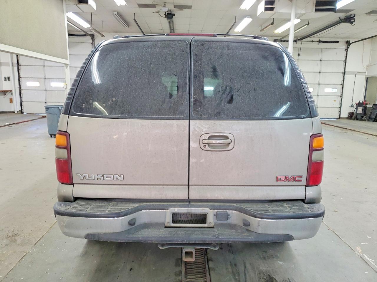 2002 Gmc Yukon Tan vin: 1GKEK13VX2R117374