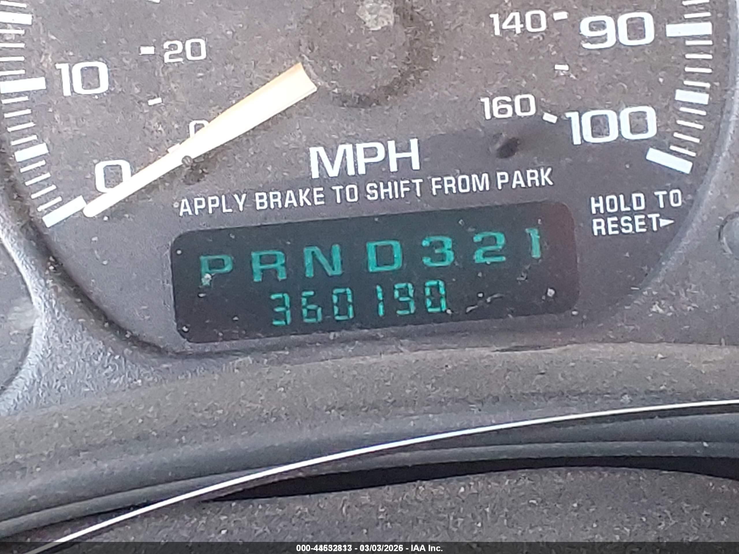 2002 Gmc Yukon Sle White vin: 1GKEK13Z12R214465