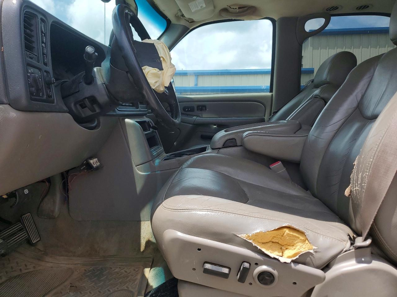 2004 Gmc Yukon Silver vin: 1GKEK13Z24J187892