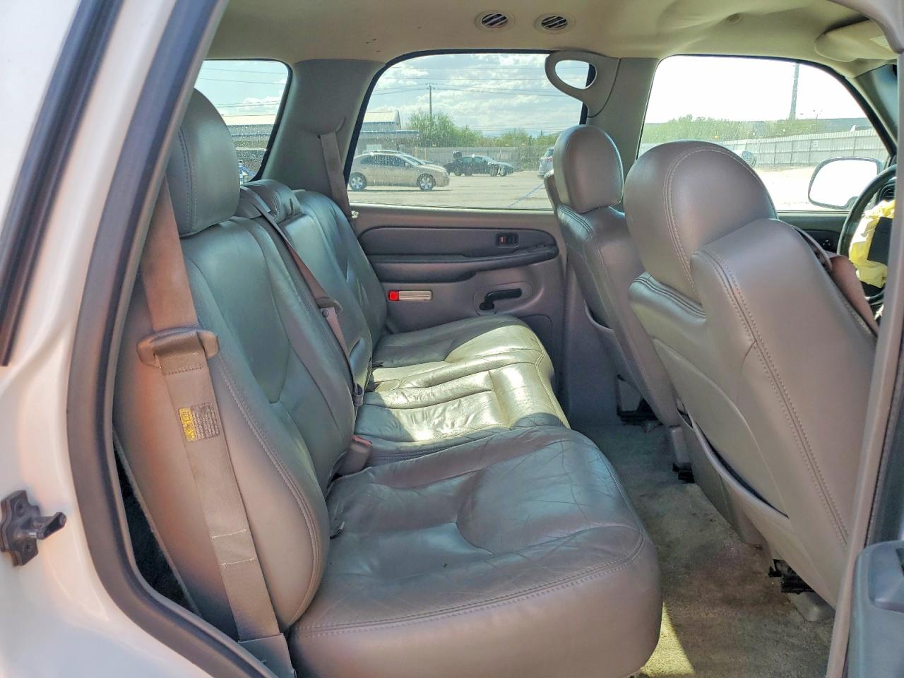 2003 Gmc Yukon White vin: 1GKEK13Z83J224166