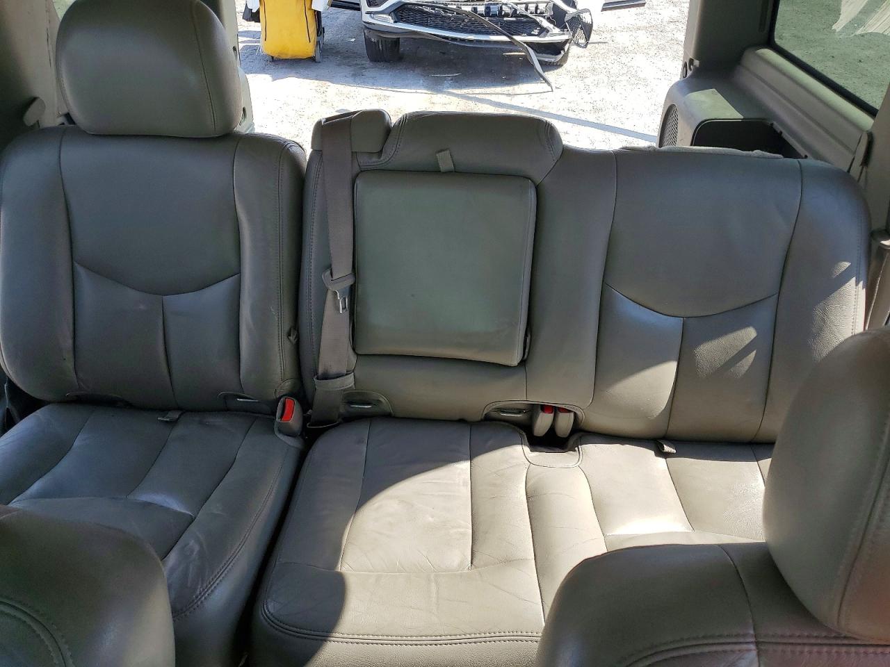 2003 Gmc Yukon White vin: 1GKEK13Z83J224166