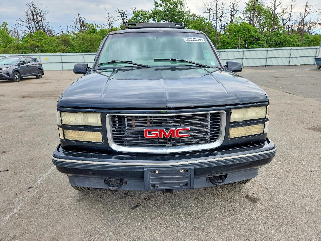 1995 Gmc Yukon Black vin: 1GKEK18K4SJ701315