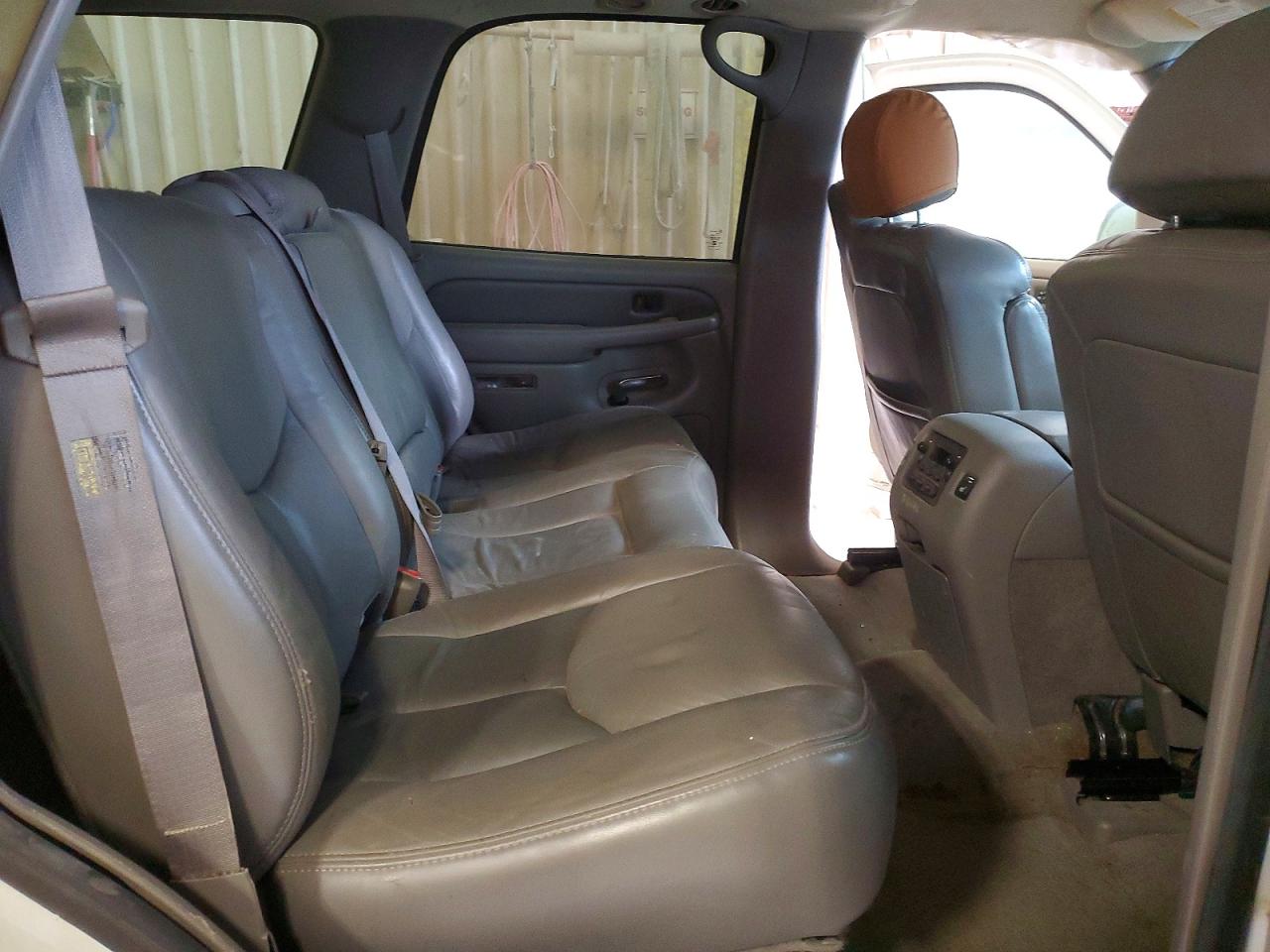 2004 Gmc Yukon Denali White vin: 1GKEK63U04J148252