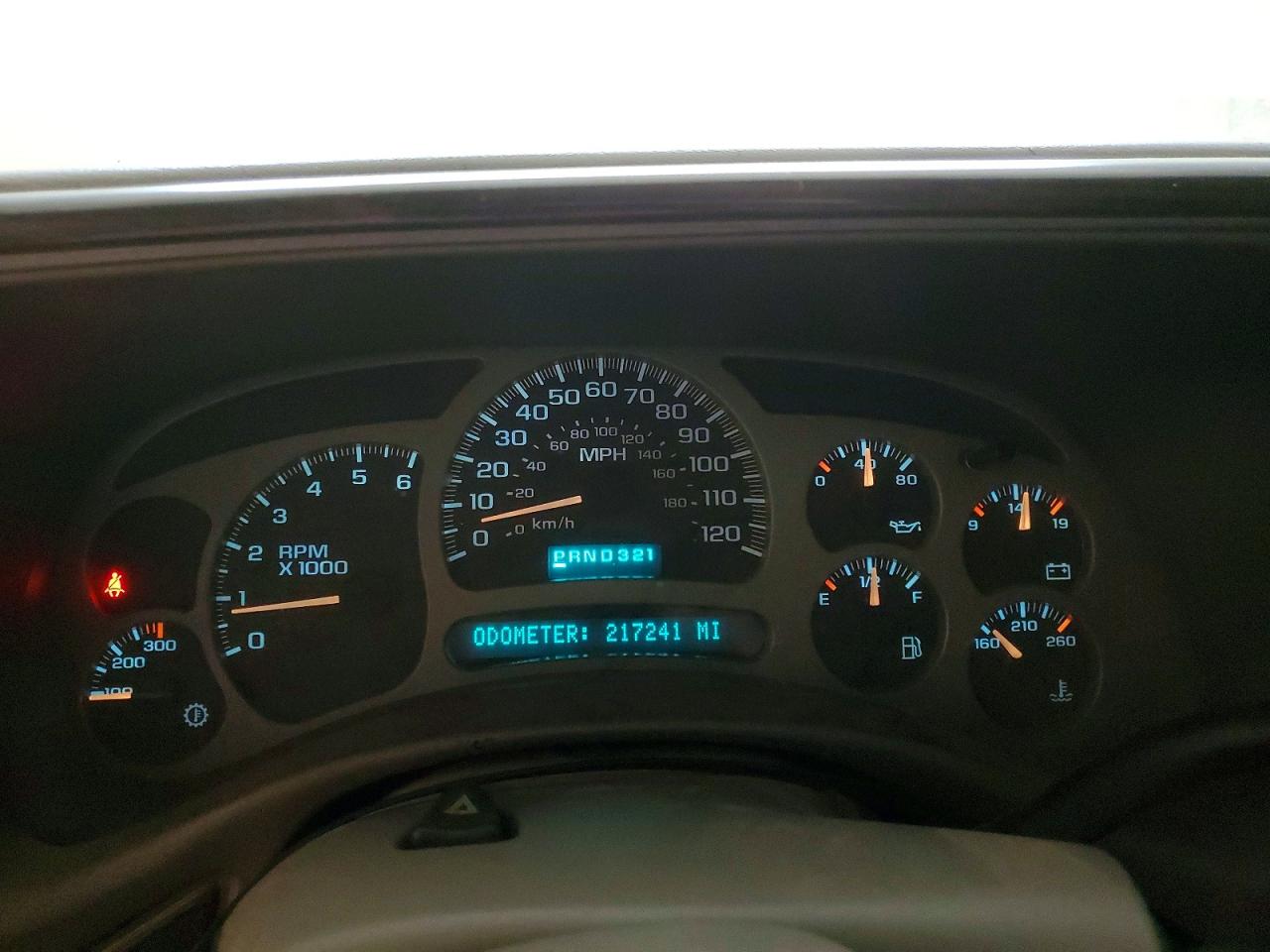 2004 Gmc Yukon Denali White vin: 1GKEK63U04J148252