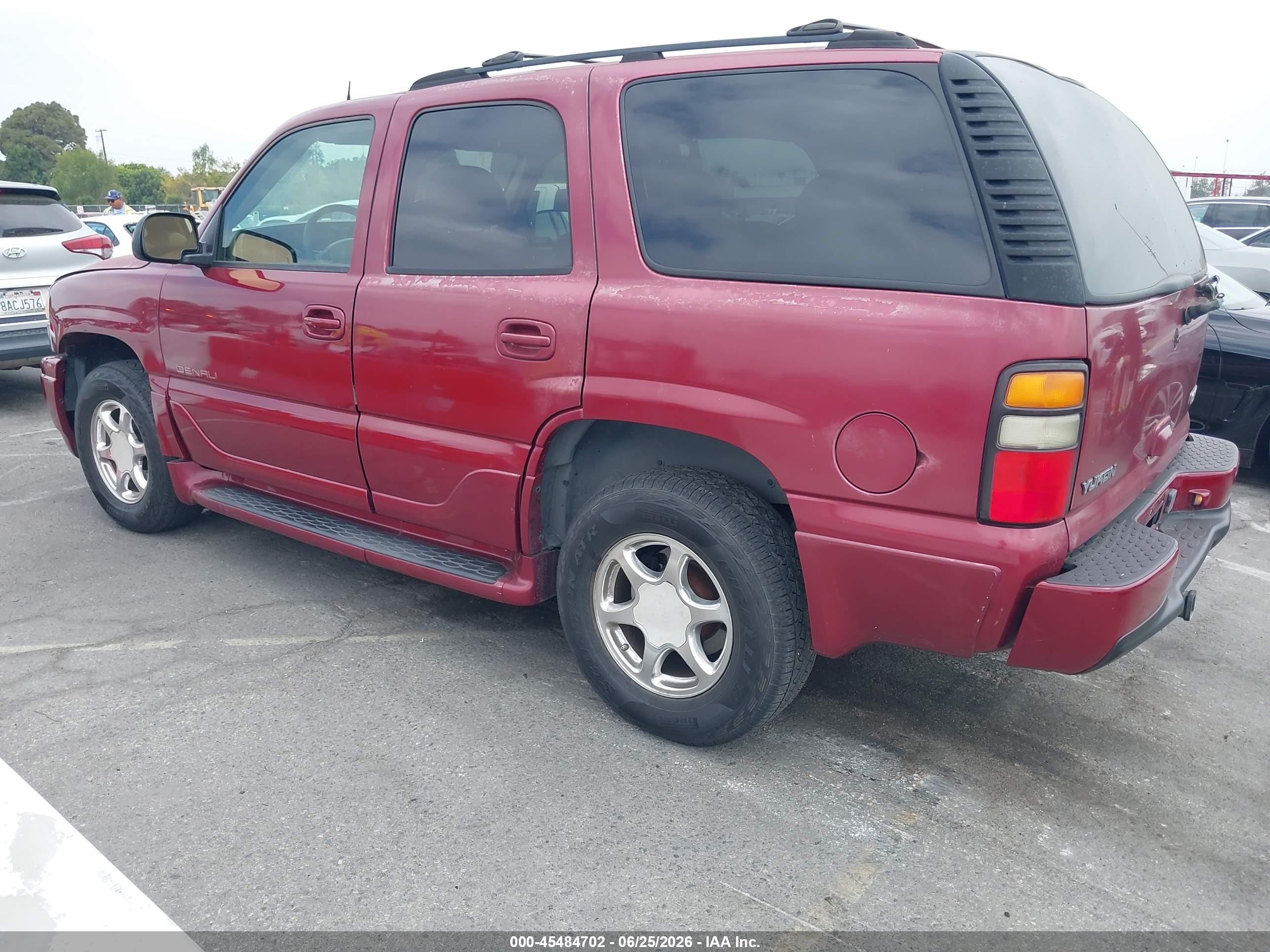 2005 Gmc Yukon Denali Maroon vin: 1GKEK63U05J216549