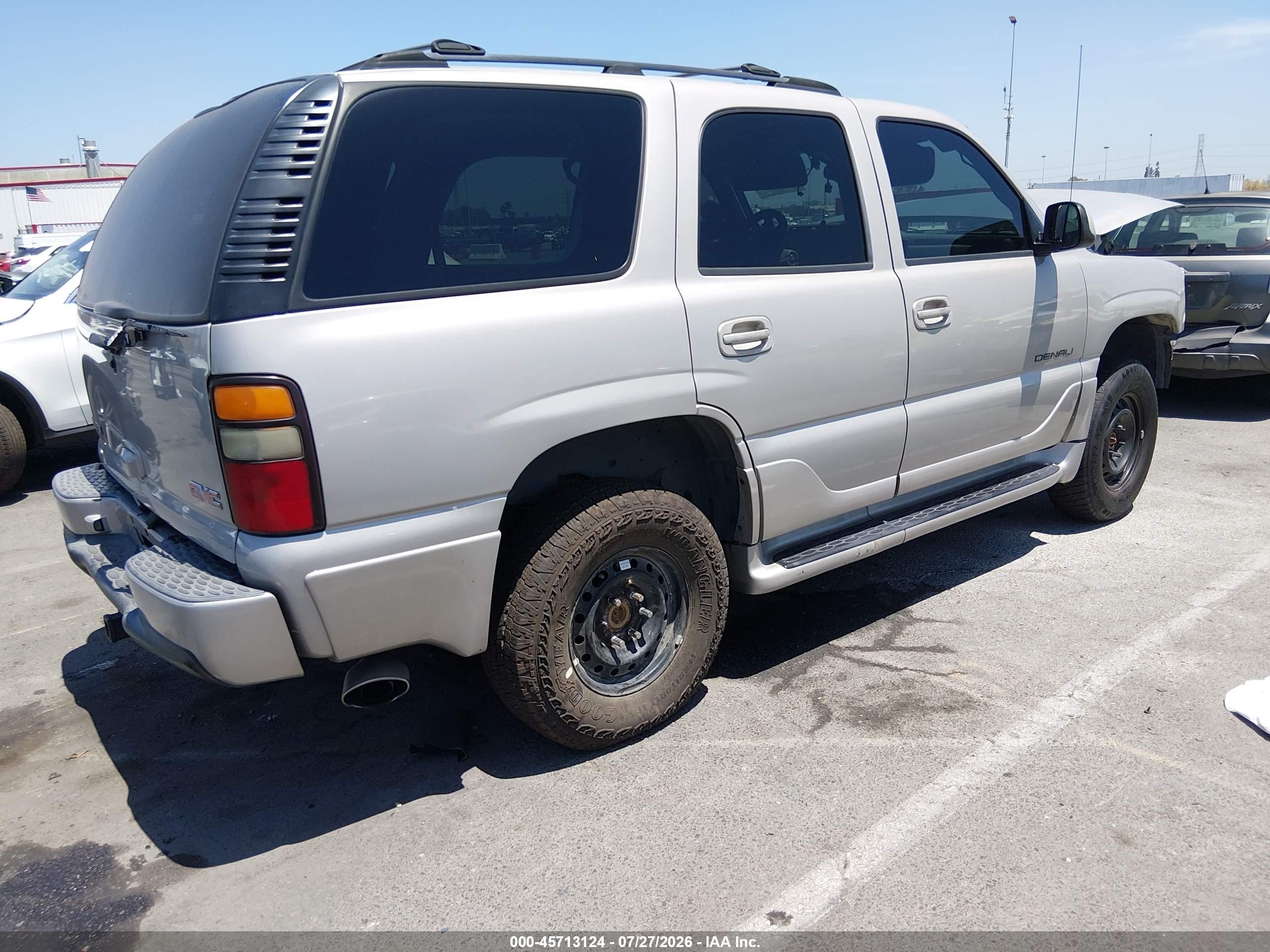 2004 Gmc Yukon Denali Champagne vin: 1GKEK63U44J164499