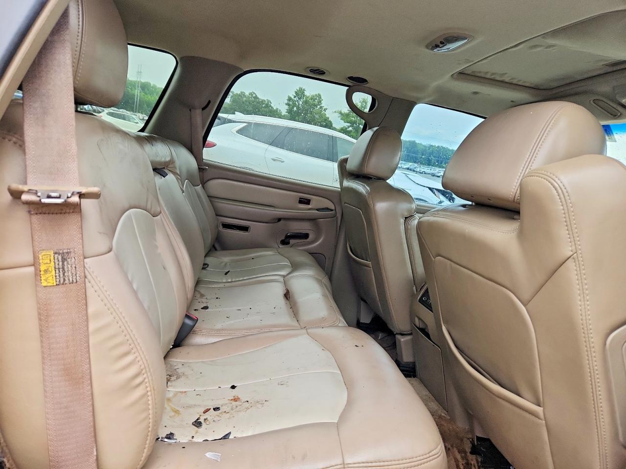 2004 Gmc Yukon Denali Red vin: 1GKEK63U44J245616