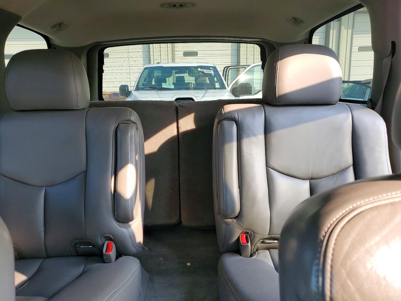 2004 Gmc Yukon Denali Серый vin: 1GKEK63U44J278633
