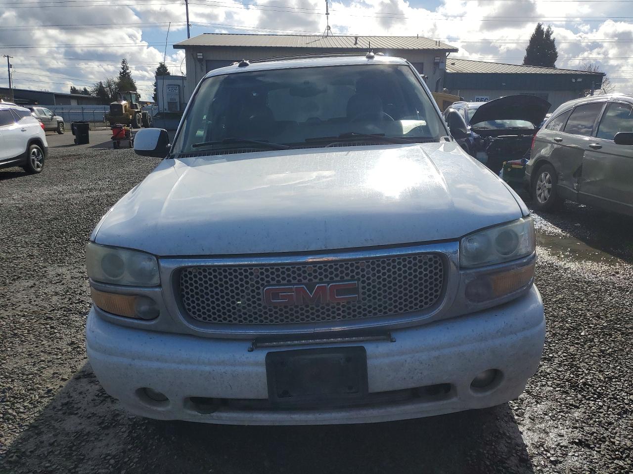 2003 Gmc Yukon Denali White vin: 1GKEK63U53J271849