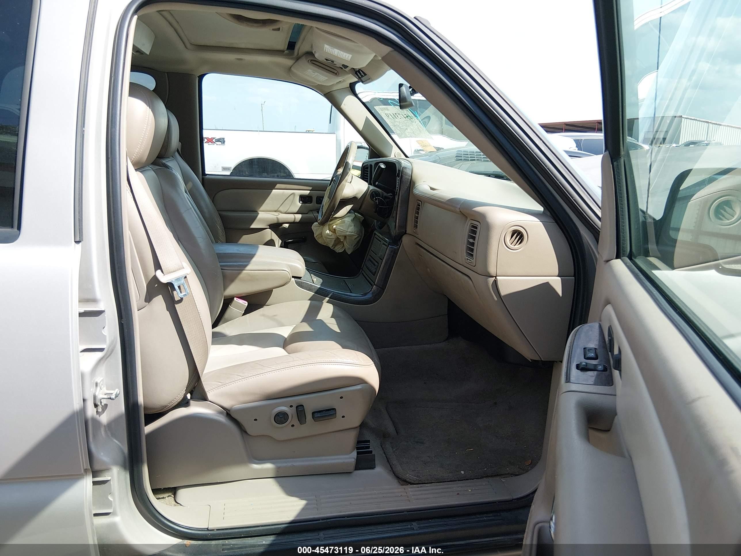 2004 Gmc Yukon Denali Champagne vin: 1GKEK63U64J201858