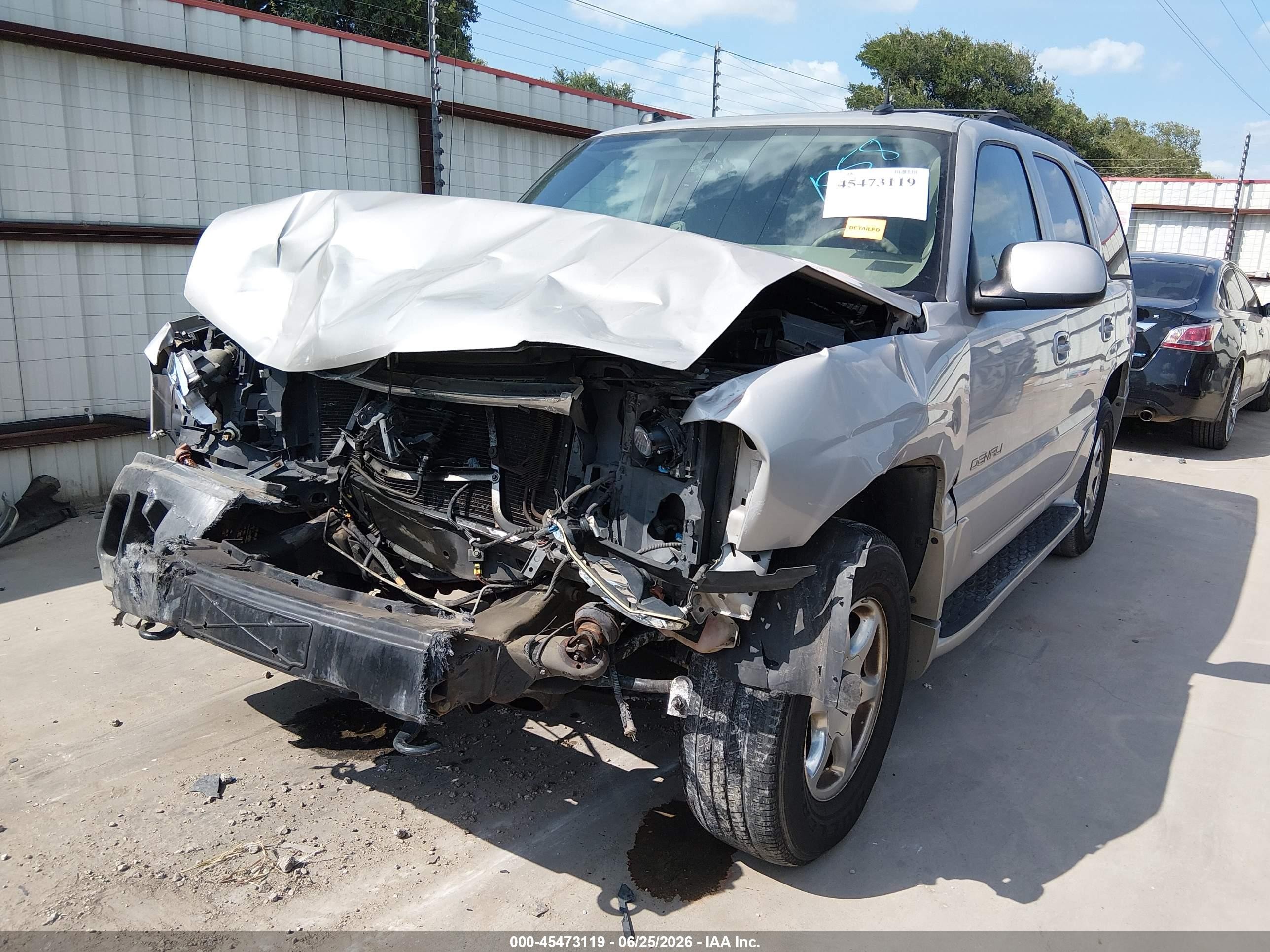 2004 Gmc Yukon Denali Champagne vin: 1GKEK63U64J201858