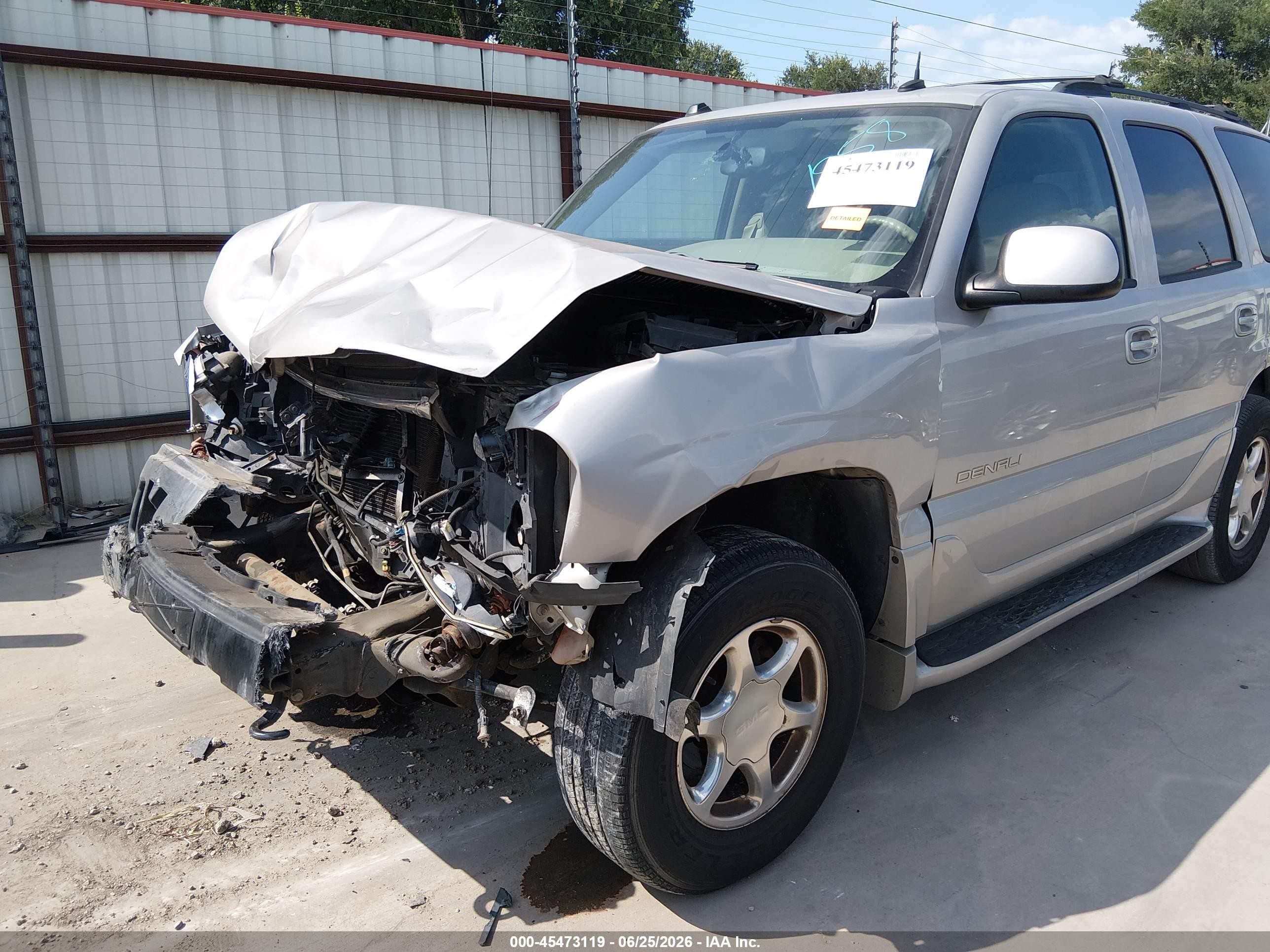 2004 Gmc Yukon Denali Champagne vin: 1GKEK63U64J201858
