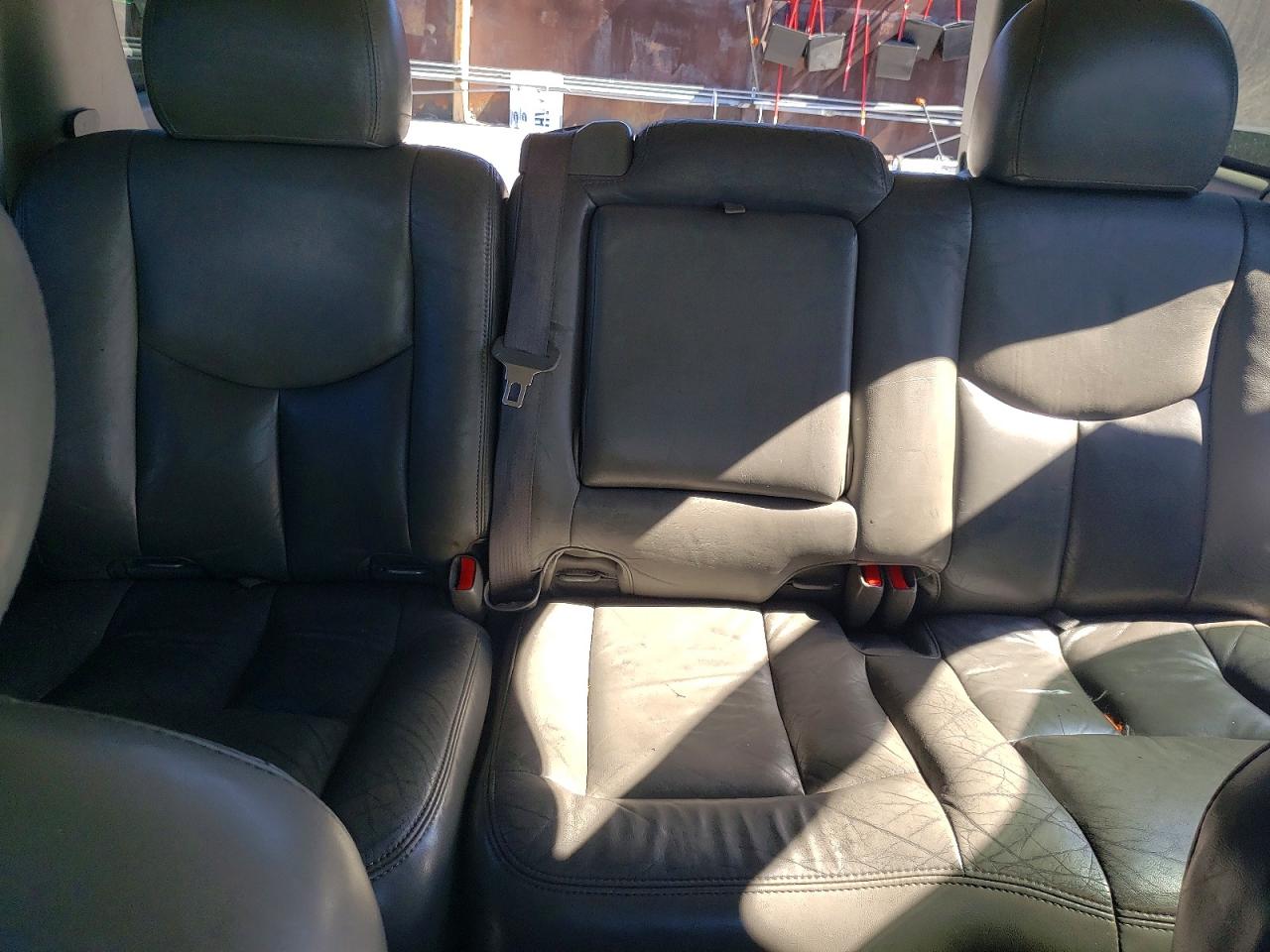 2005 Gmc Yukon Denali Gray vin: 1GKEK63U65J189471