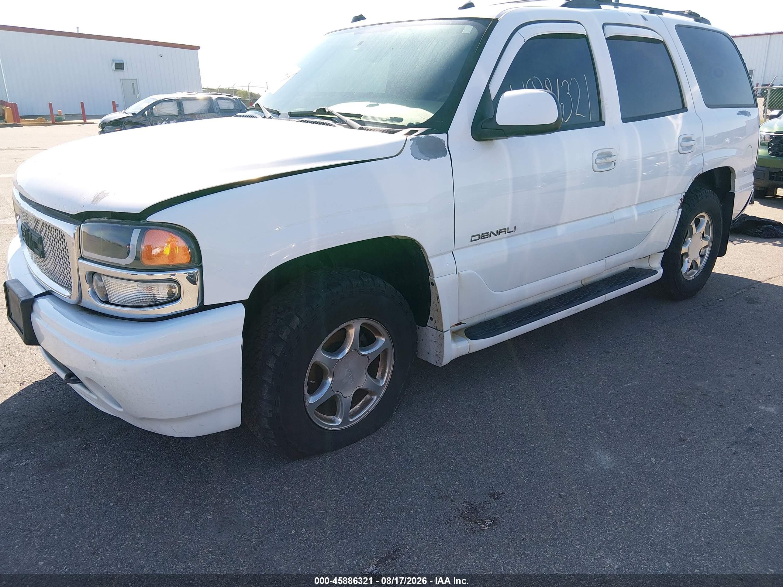 2005 Gmc Yukon Denali White vin: 1GKEK63U65J239916