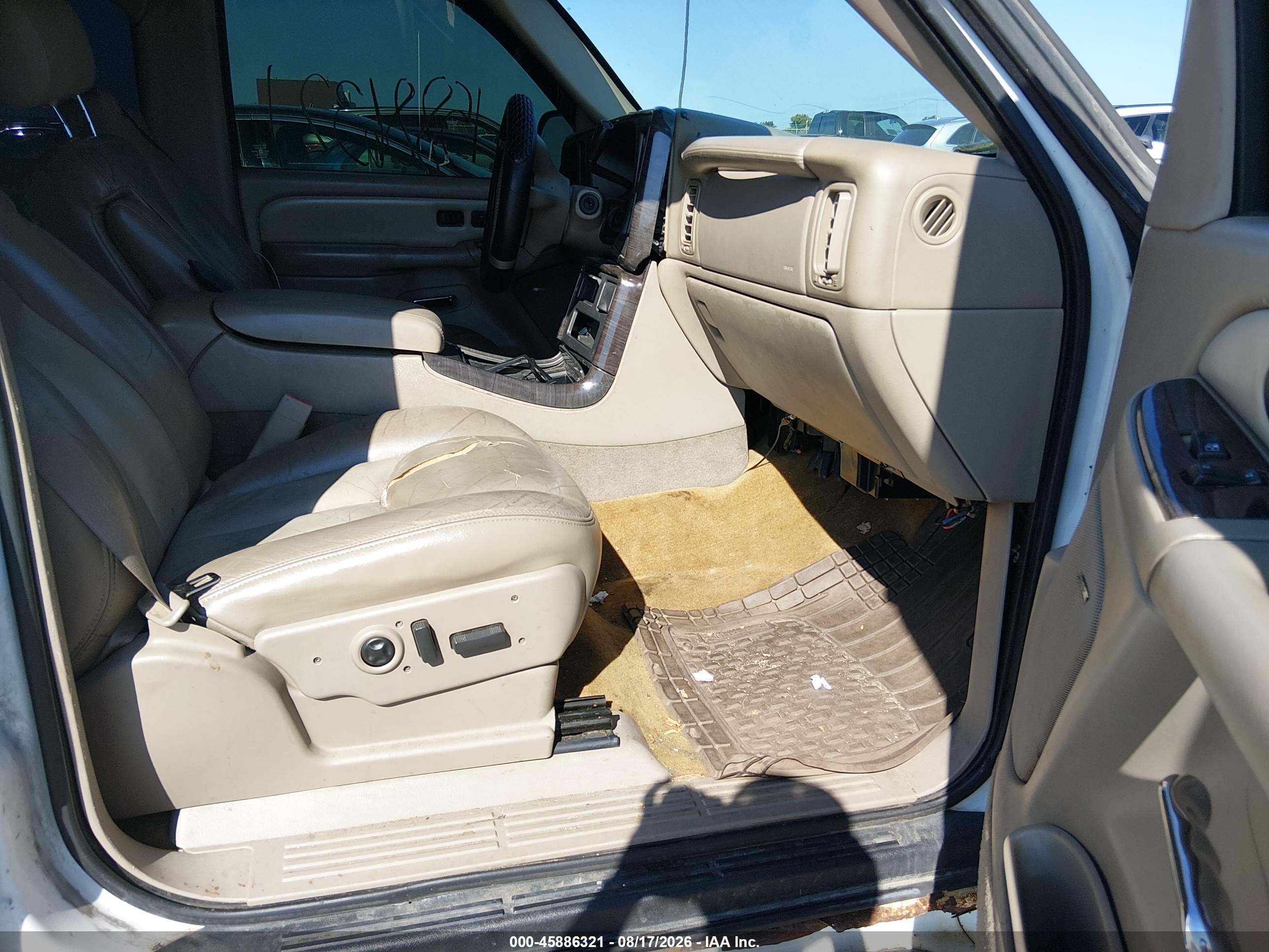 2005 Gmc Yukon Denali White vin: 1GKEK63U65J239916