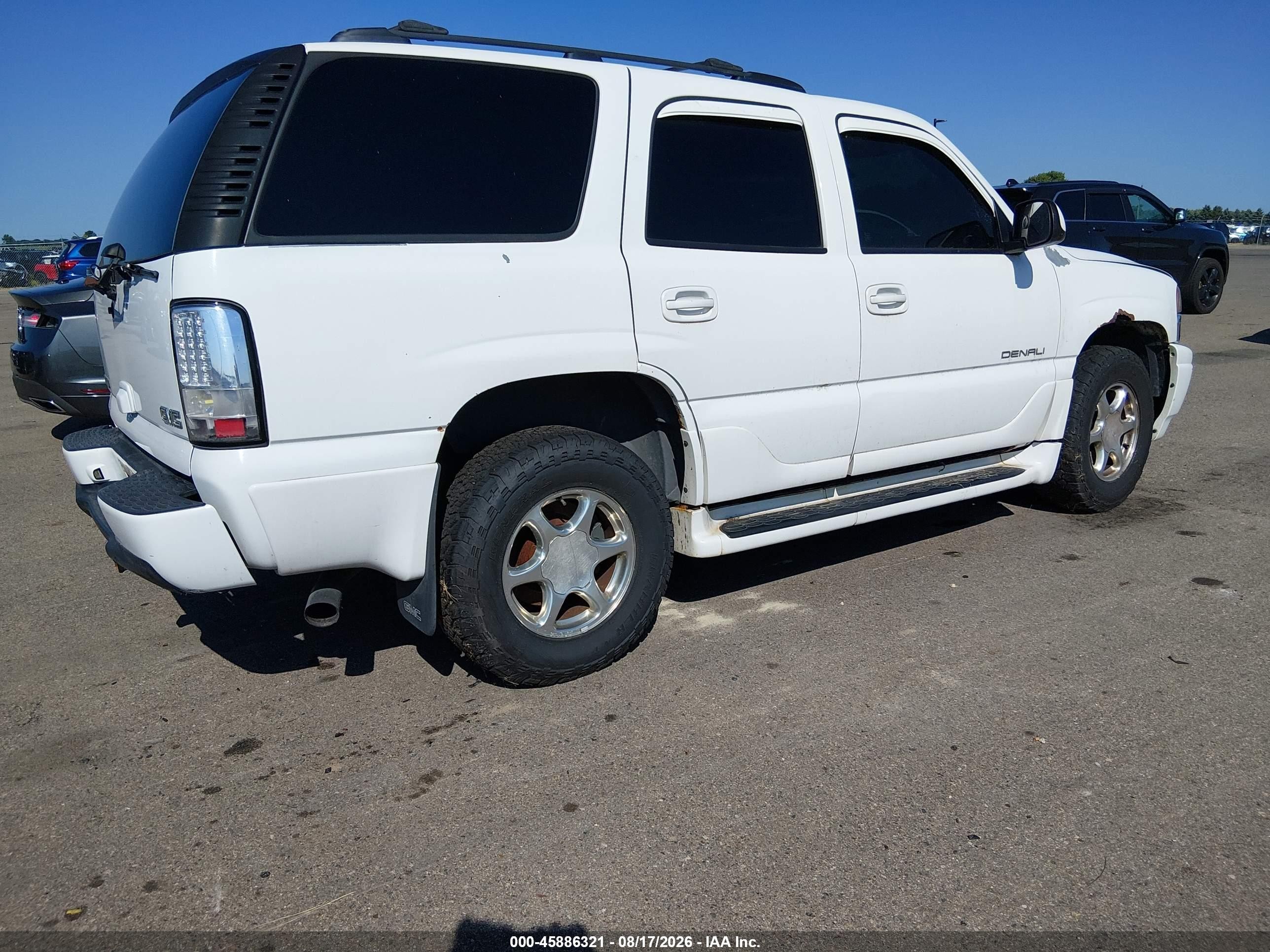 2005 Gmc Yukon Denali White vin: 1GKEK63U65J239916