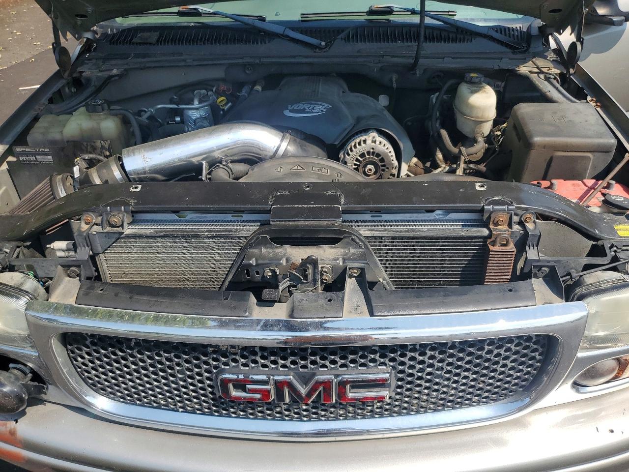 2003 Gmc Yukon Denali Silver vin: 1GKEK63U73J170358