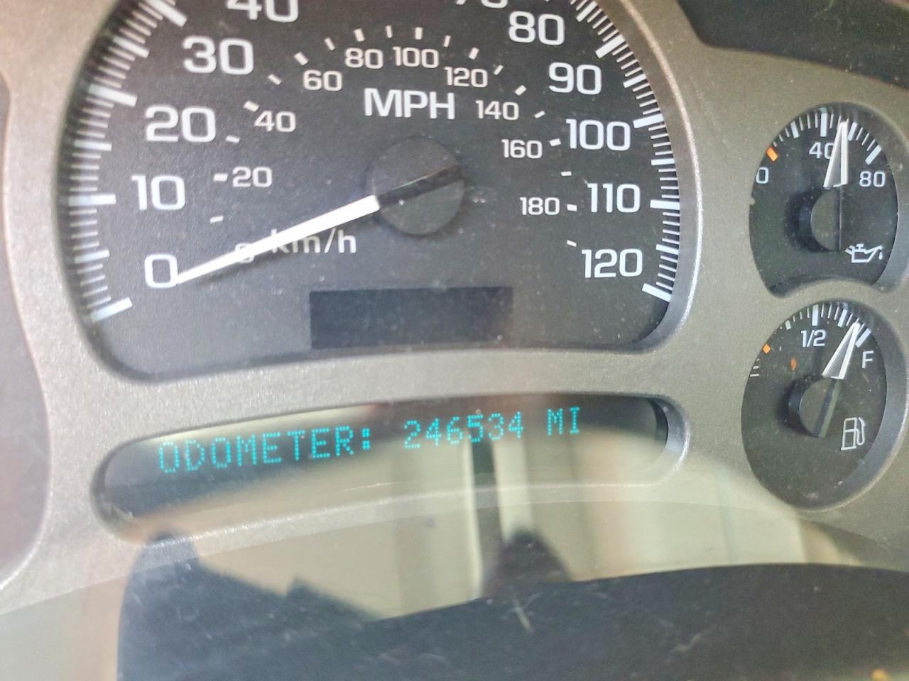 2003 Gmc Yukon Denali Silver vin: 1GKEK63U73J170358