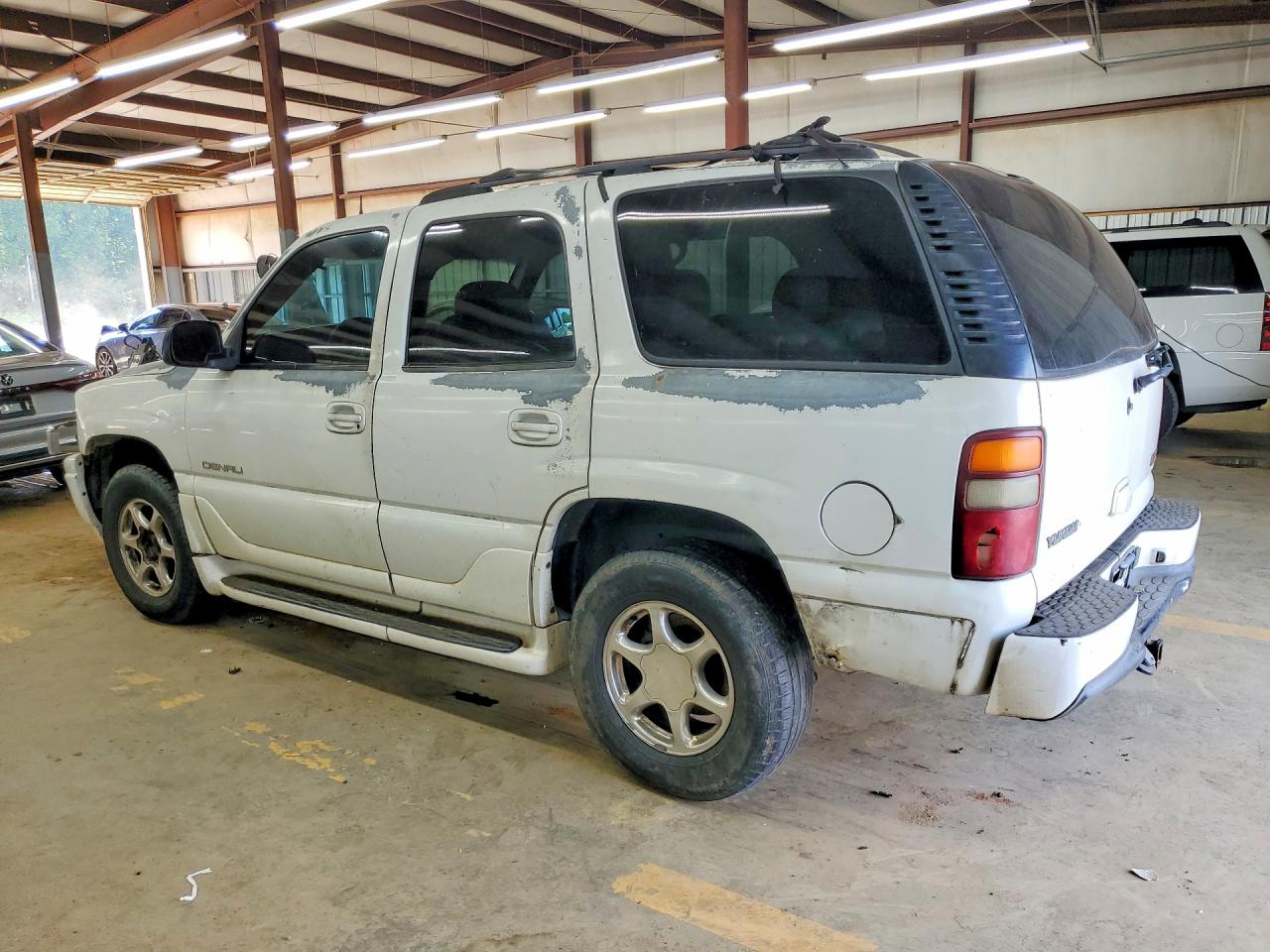 2003 Gmc Yukon Denali White vin: 1GKEK63U83J125056