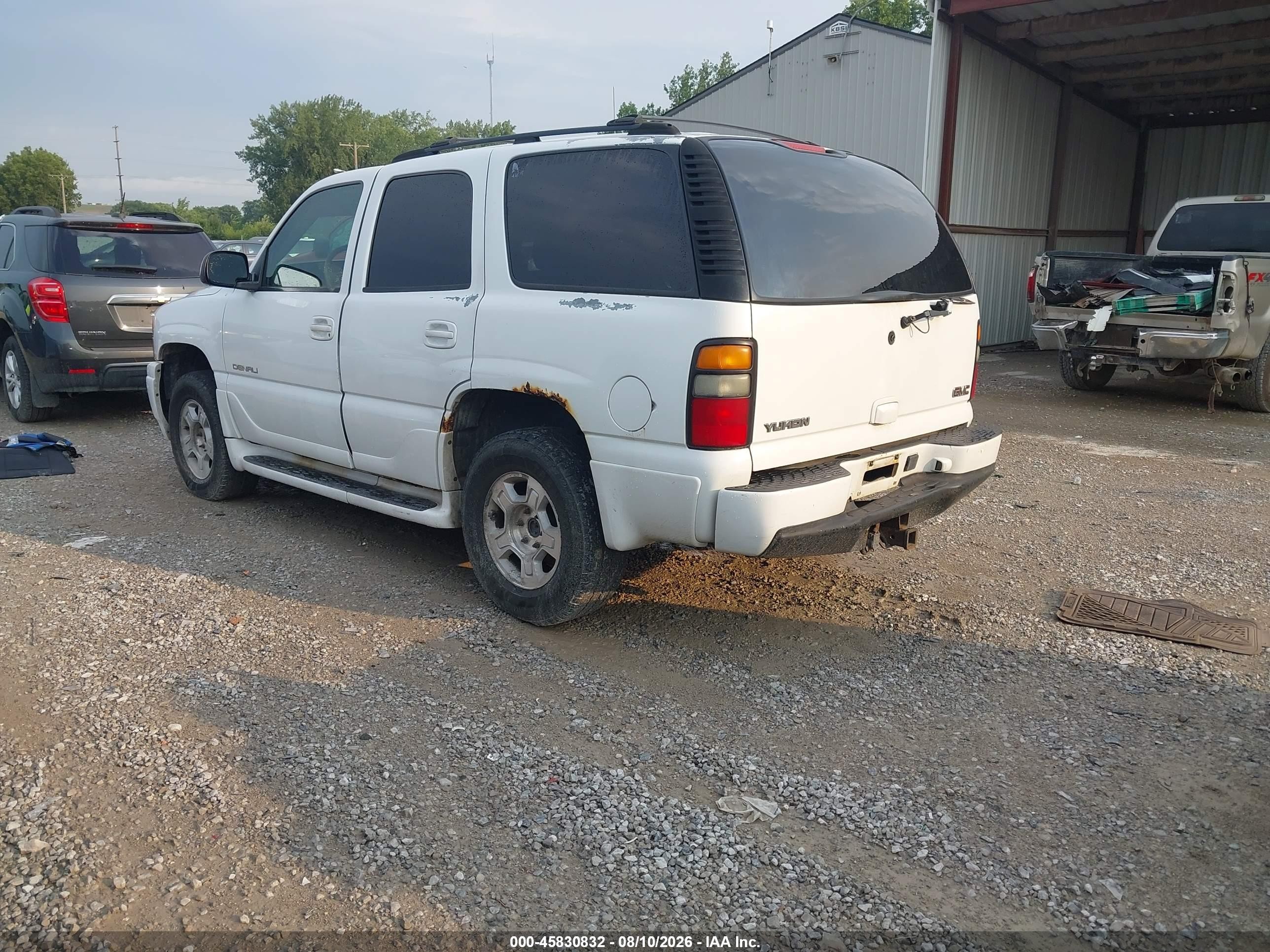2004 Gmc Yukon Denali White vin: 1GKEK63U84J296164