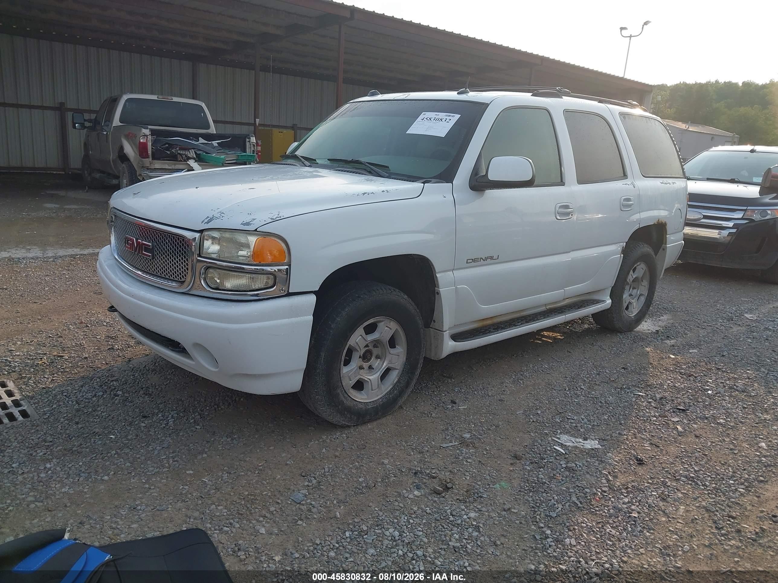 2004 Gmc Yukon Denali White vin: 1GKEK63U84J296164