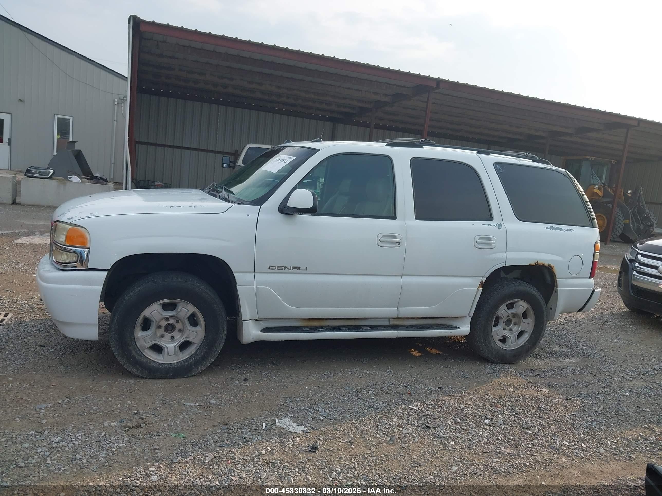 2004 Gmc Yukon Denali White vin: 1GKEK63U84J296164