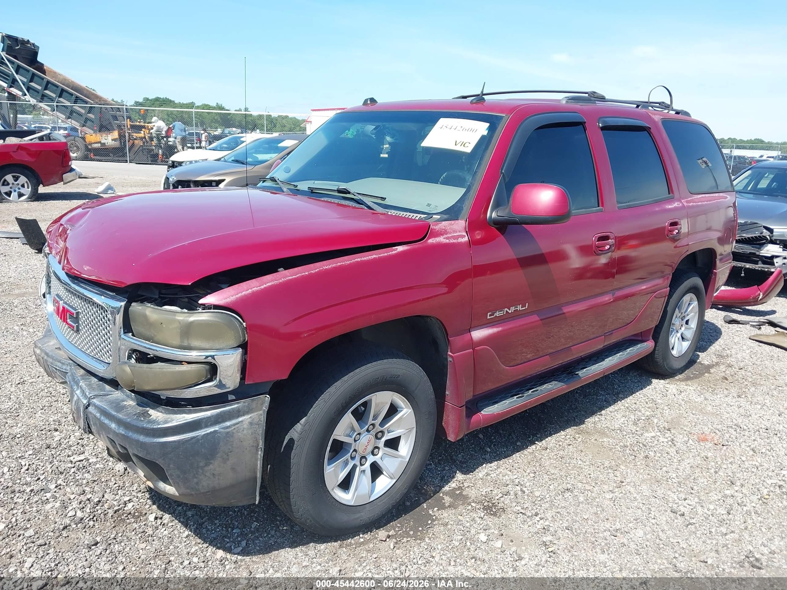 2005 Gmc Yukon Denali Burgundy vin: 1GKEK63U85J267698