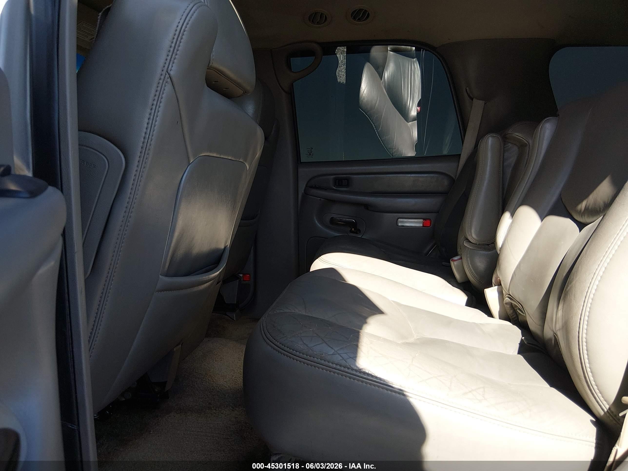 2003 Gmc Yukon Denali Champagne vin: 1GKEK63UX3J299209