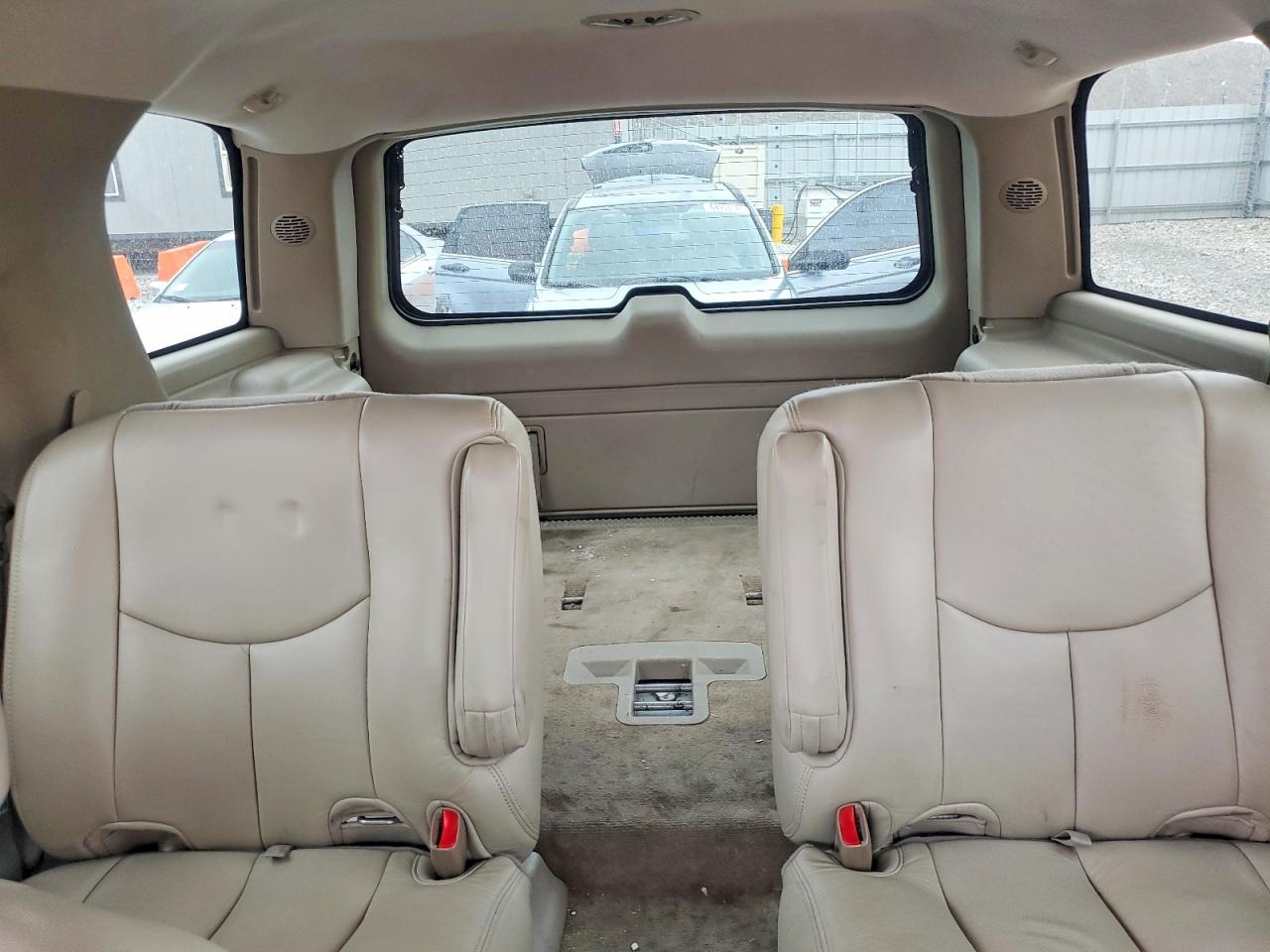 2004 Gmc Yukon Denali Tan vin: 1GKEK63UX4J245989