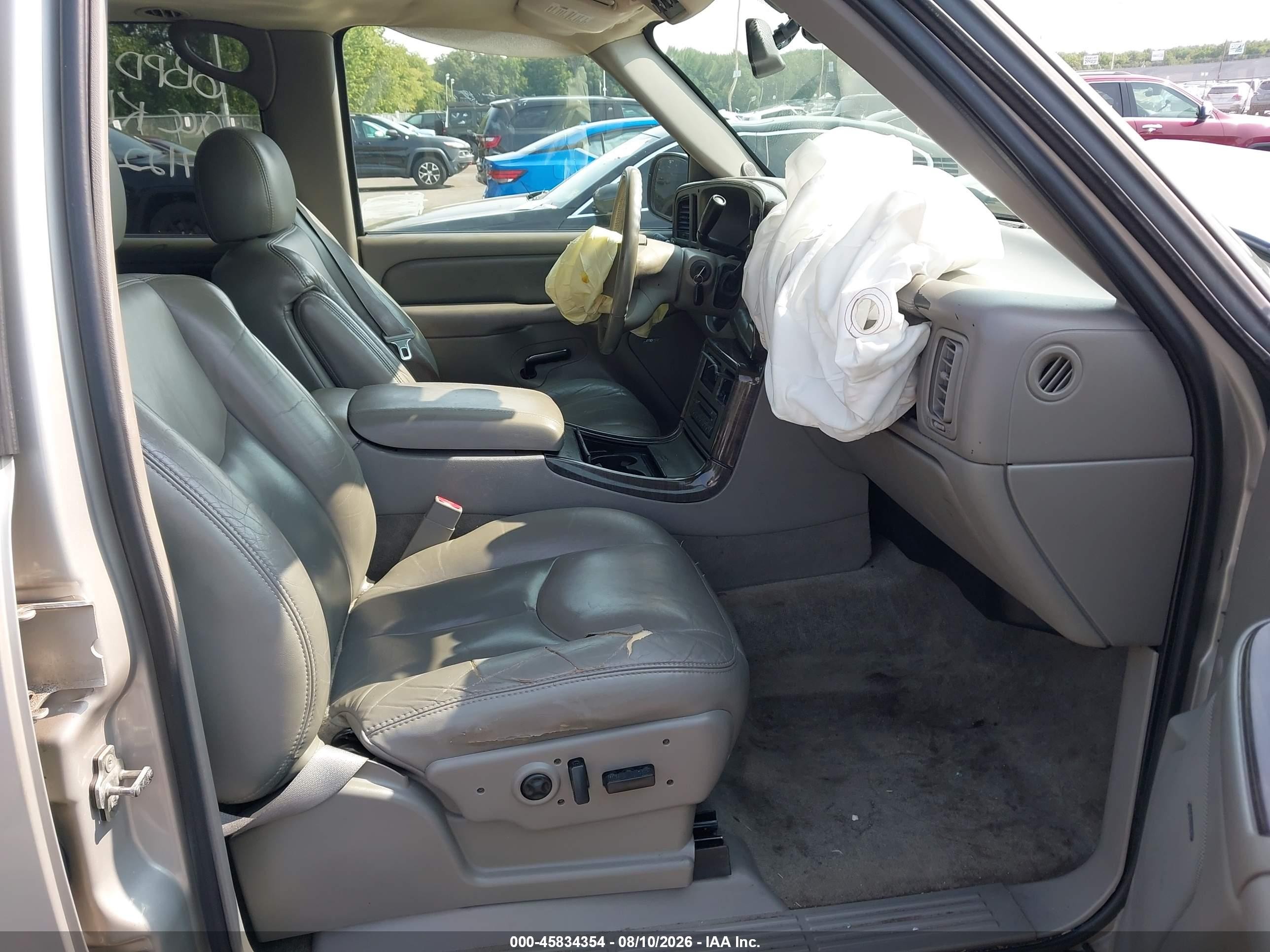 2004 Gmc Yukon Denali Beige vin: 1GKEK63UX4J295114