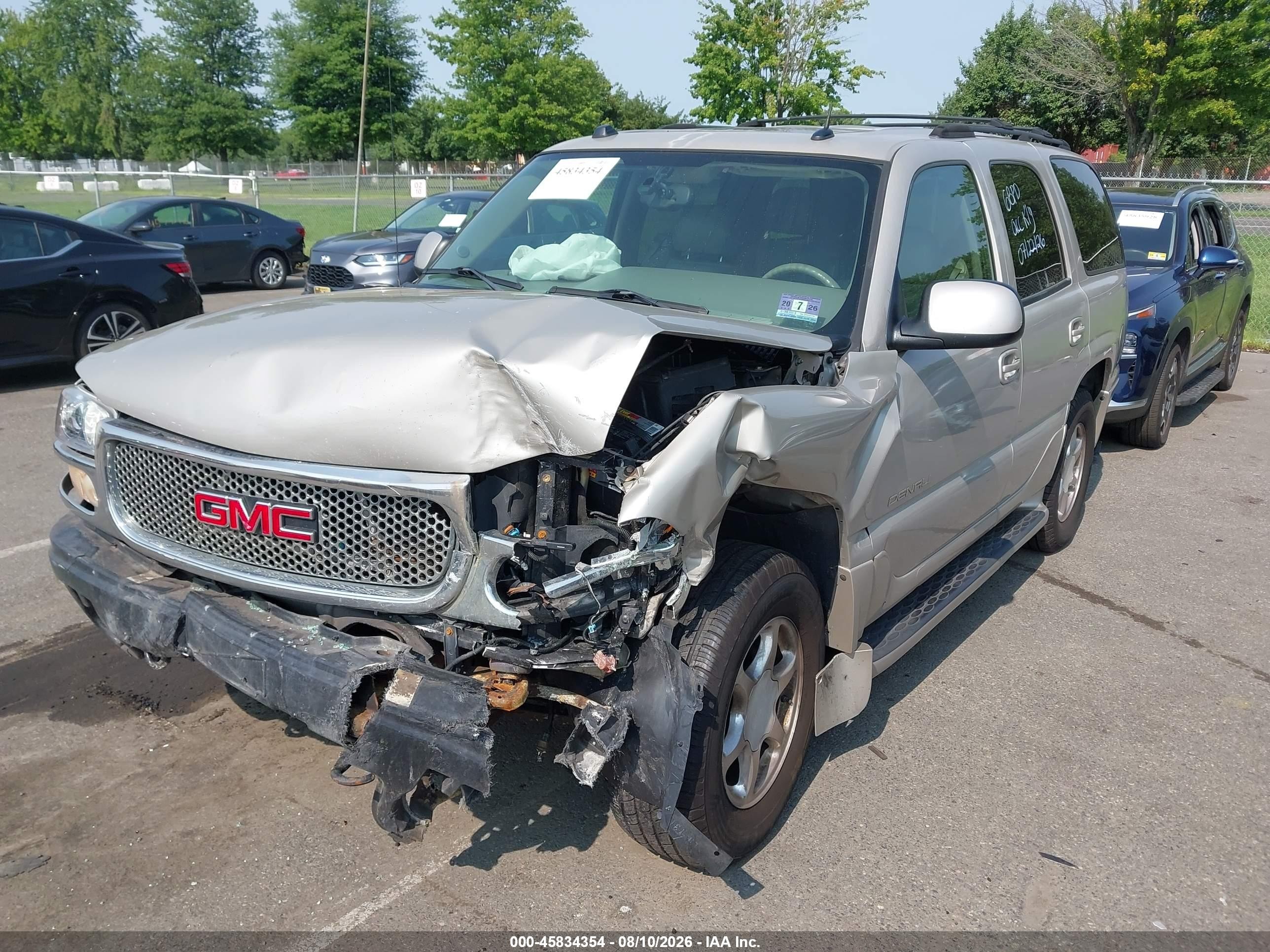 2004 Gmc Yukon Denali Beige vin: 1GKEK63UX4J295114
