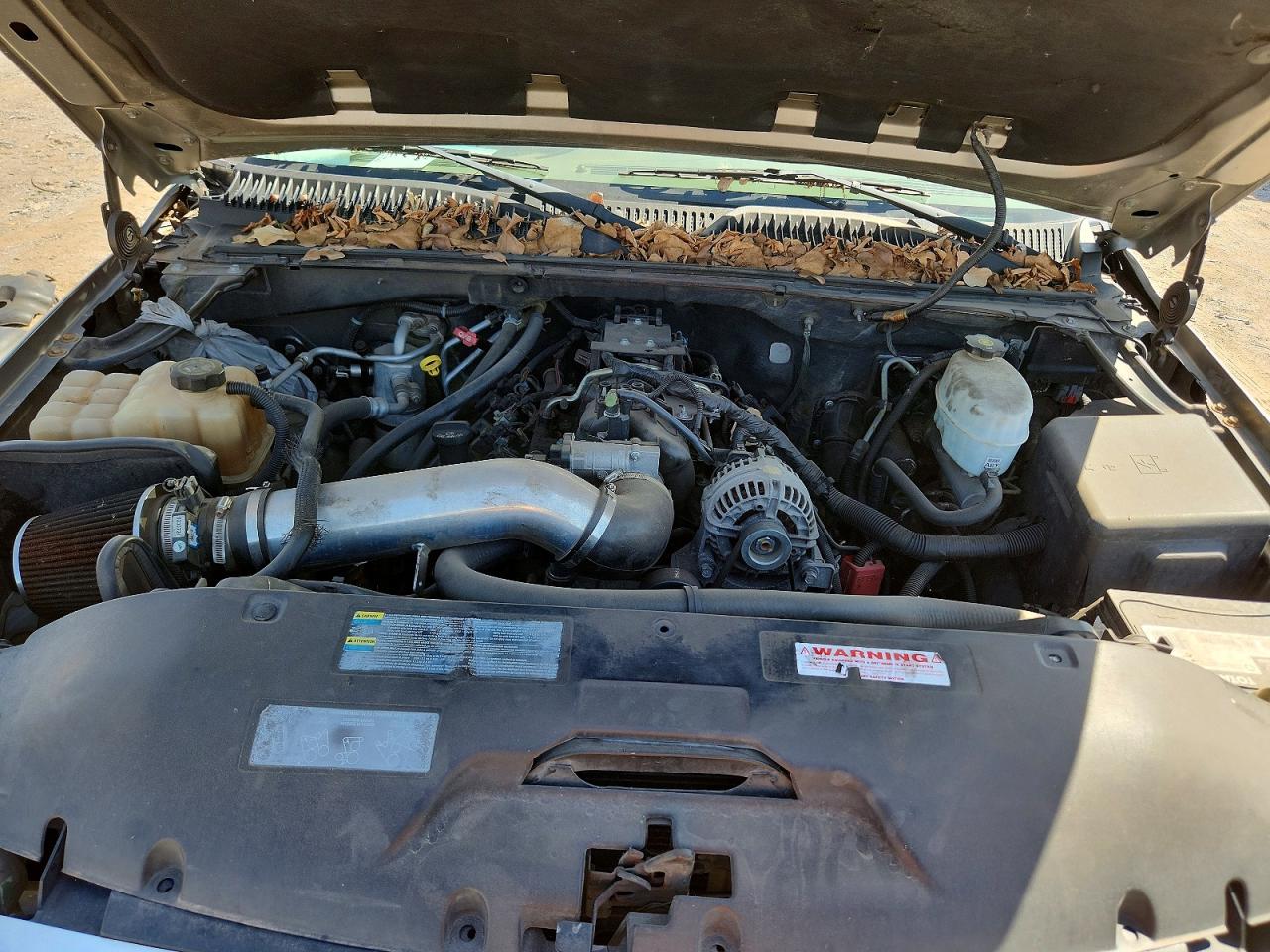 2006 Gmc Yukon Denali Silver vin: 1GKEK63UX6J126519