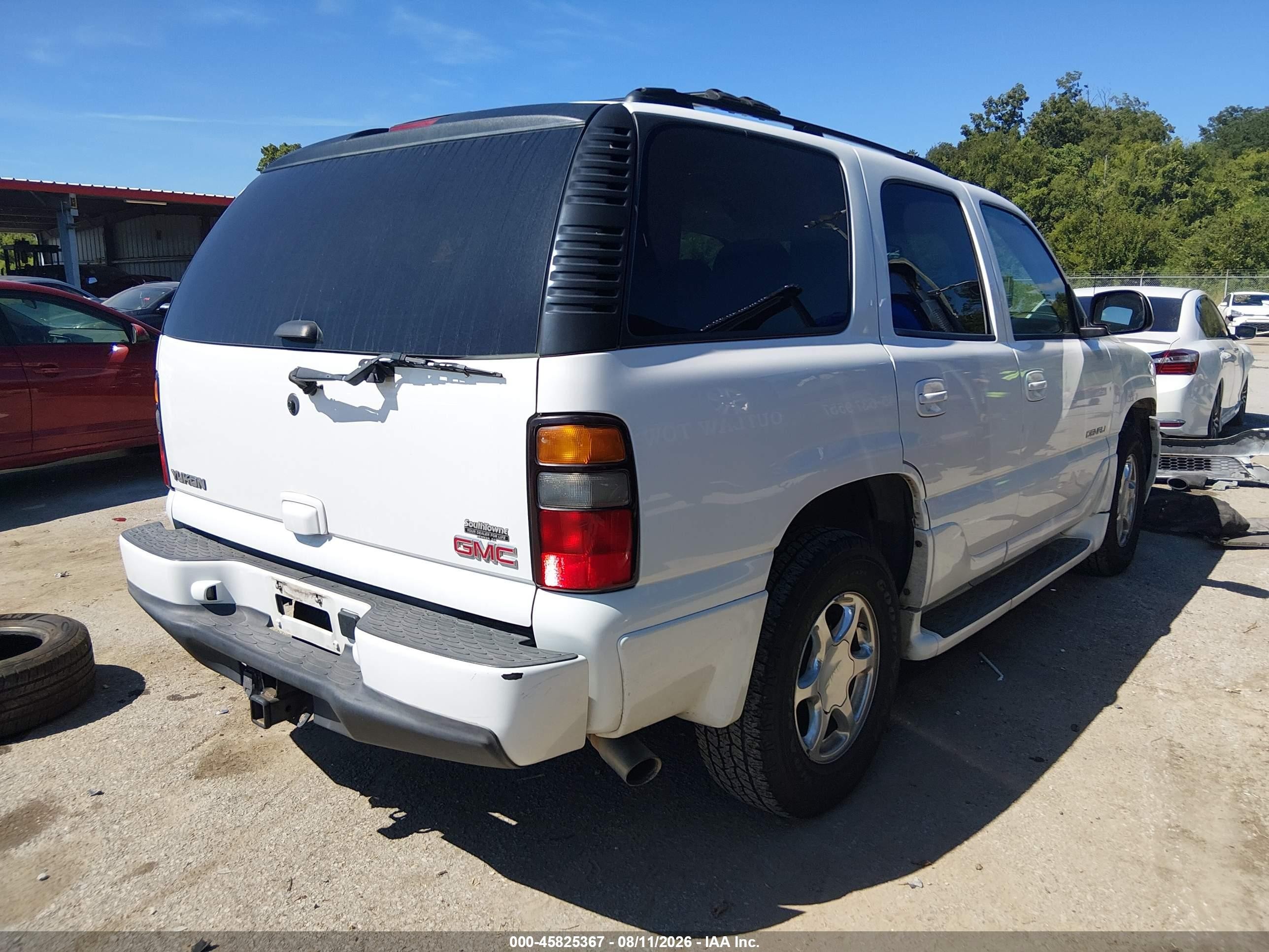2006 Gmc Yukon Denali White vin: 1GKEK63UX6J137701