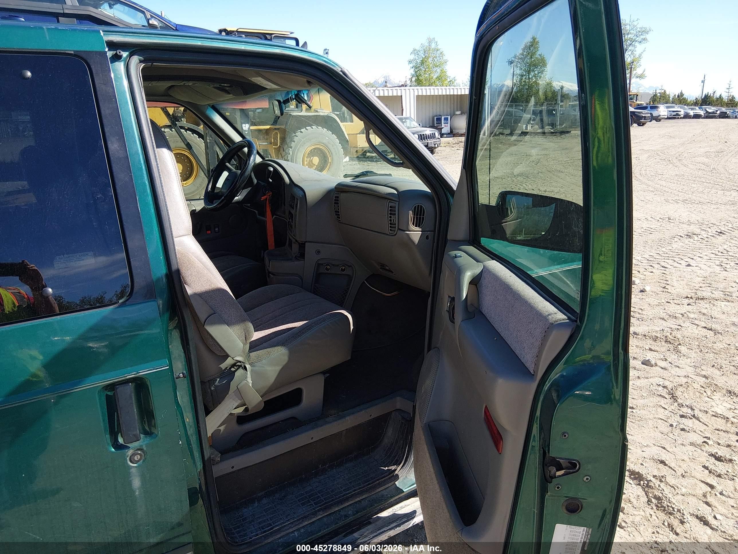 1999 Gmc Safari Sl Зеленый vin: 1GKEL19W7XB513601