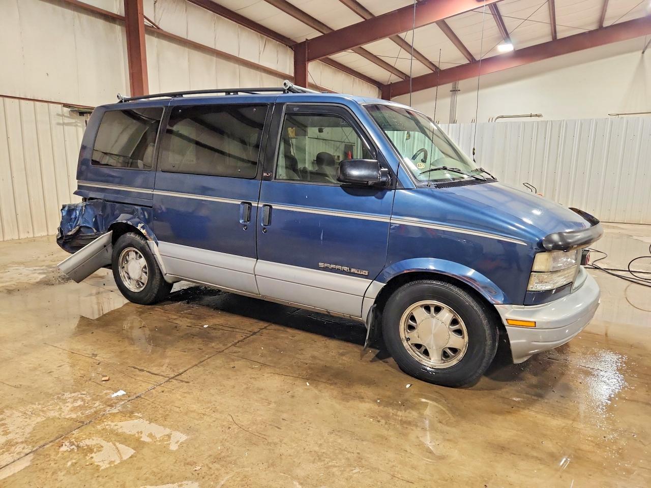 1998 Gmc Safari Xt Blue vin: 1GKEL19W9WB538482