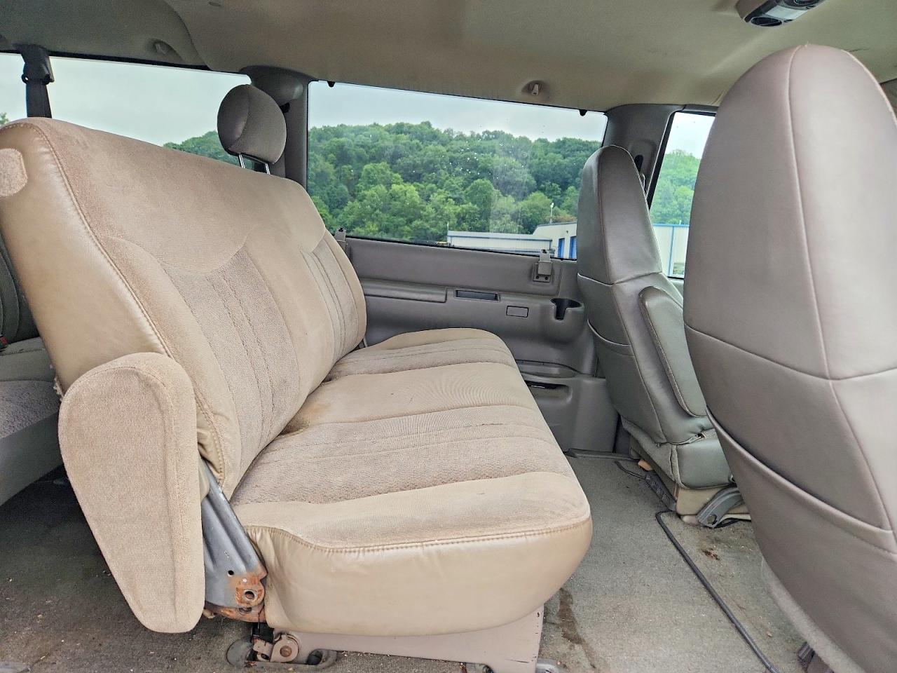 2005 Gmc Safari Xt Silver vin: 1GKEL19X25B505881