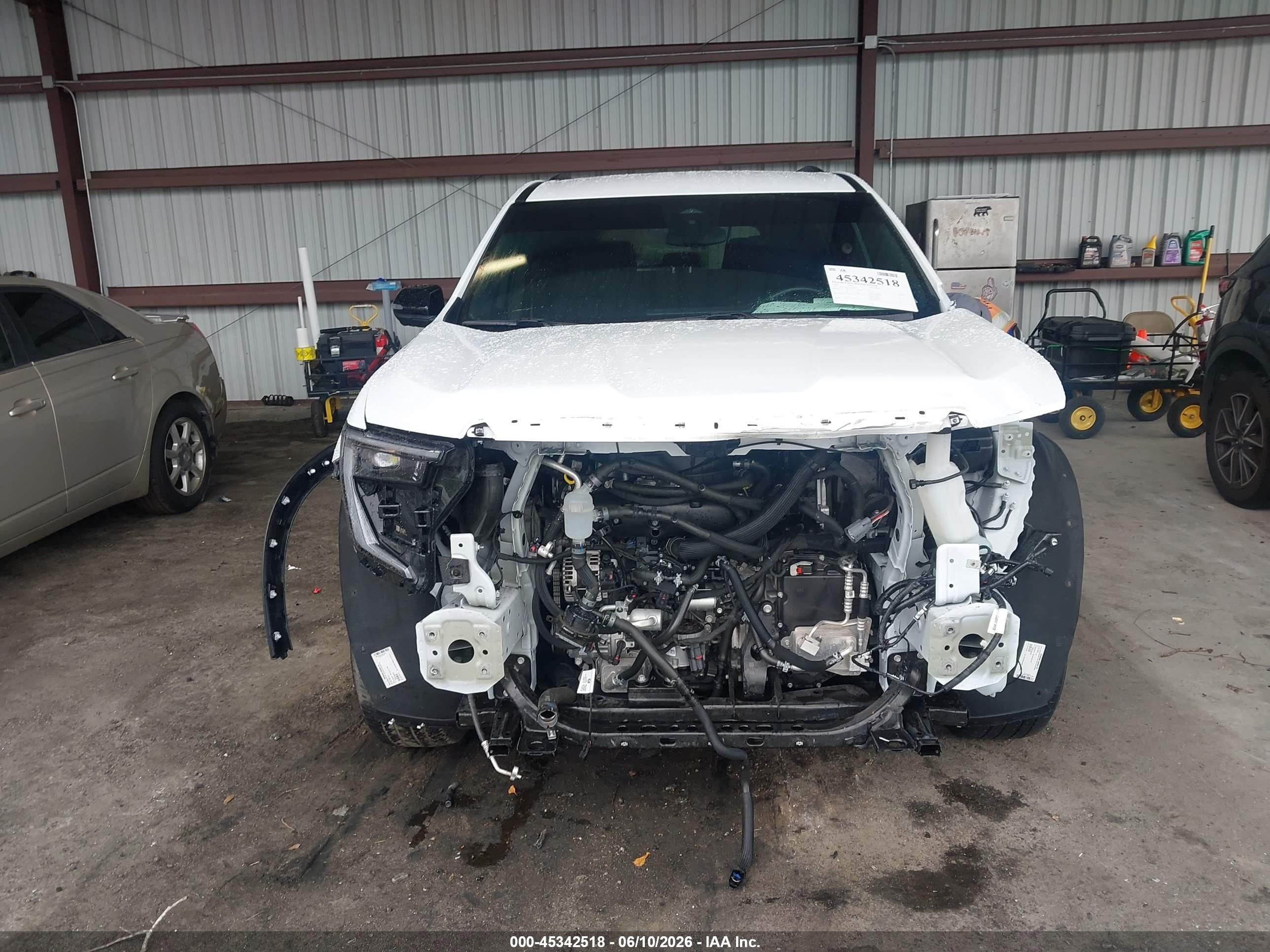 2025 Gmc Acadia Fwd Elevation White vin: 1GKENKRS1SJ135576