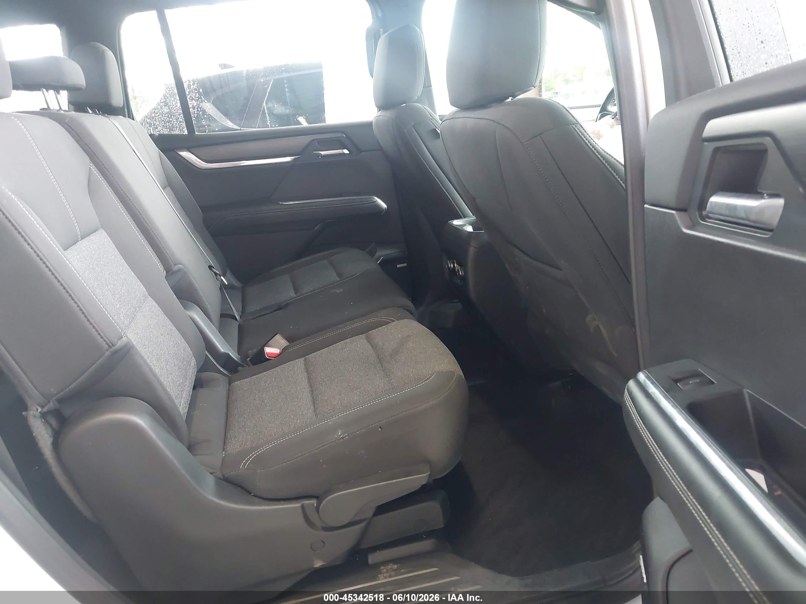 2025 Gmc Acadia Fwd Elevation White vin: 1GKENKRS1SJ135576