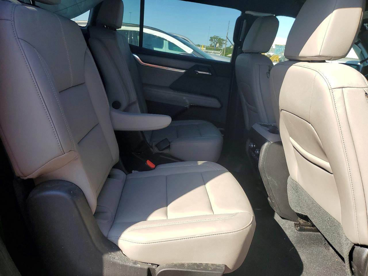 2026 Gmc Acadia Elevation Maroon vin: 1GKENNKS9TJ163395