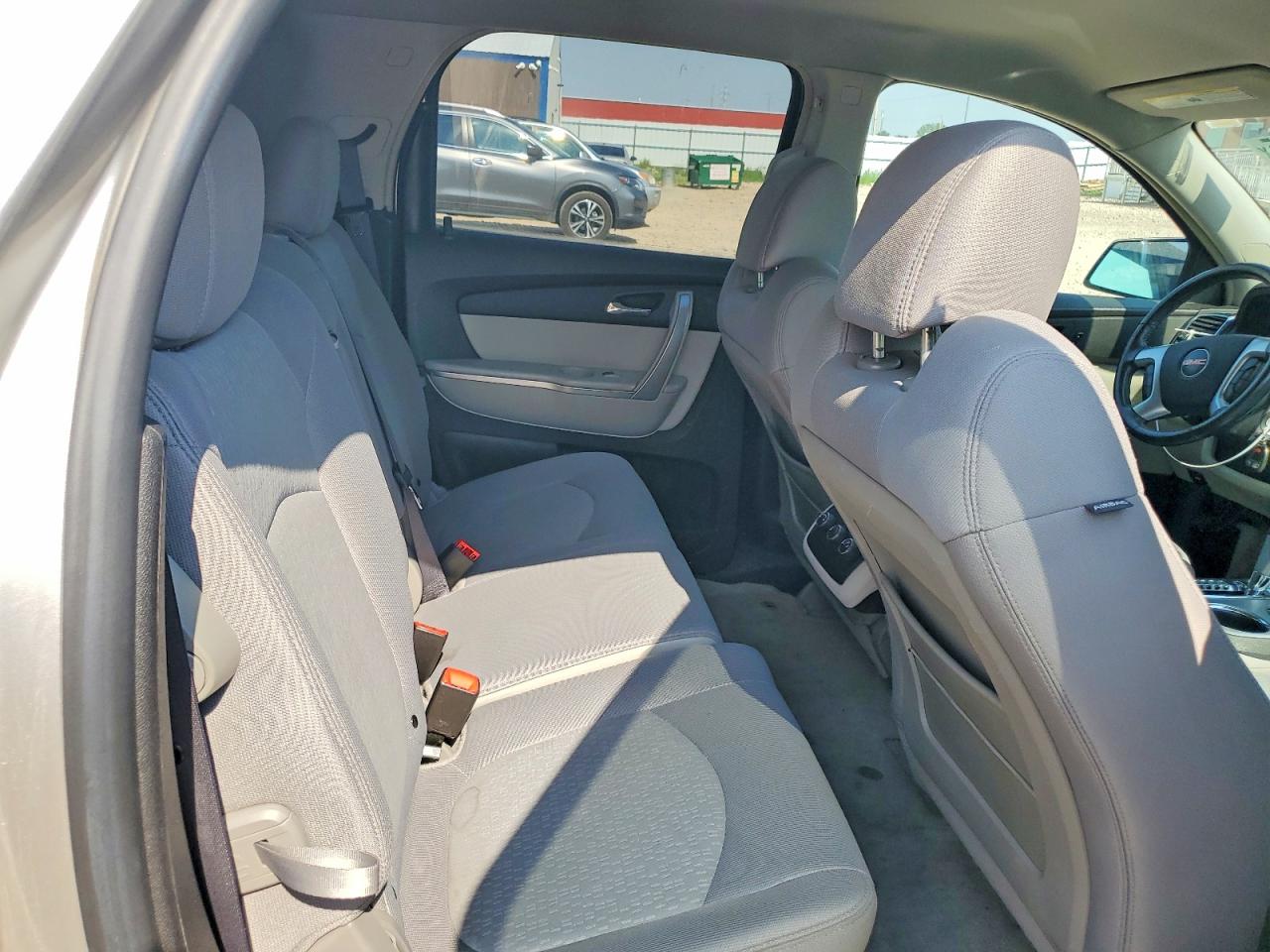 2008 Gmc Acadia Sle Silver vin: 1GKER13708J158147