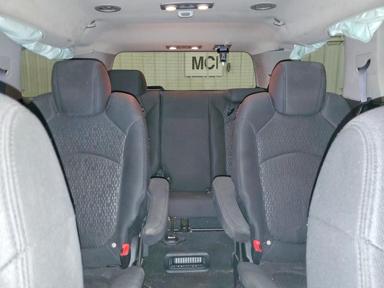 2007 Gmc Acadia Sle Silver vin: 1GKER13757J132965