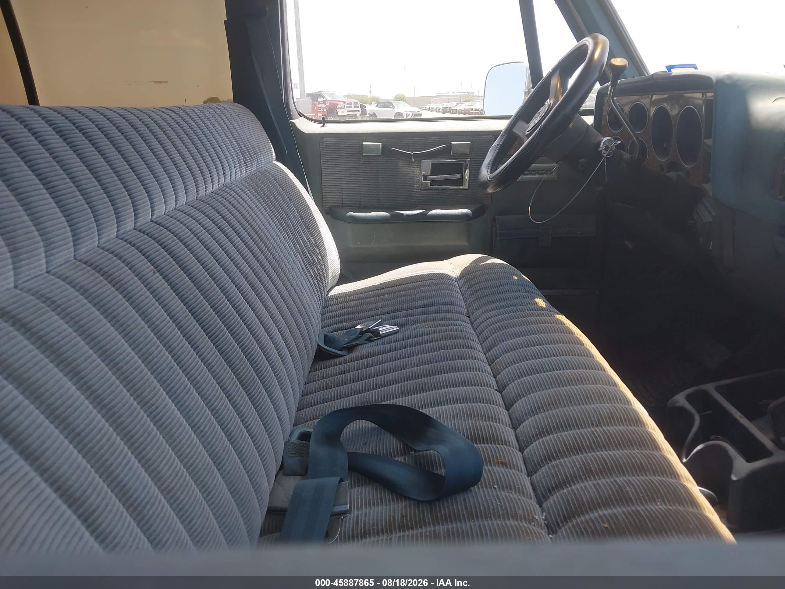 1989 Gmc Suburban R15 Conventional Blue vin: 1GKER16K3KF516917