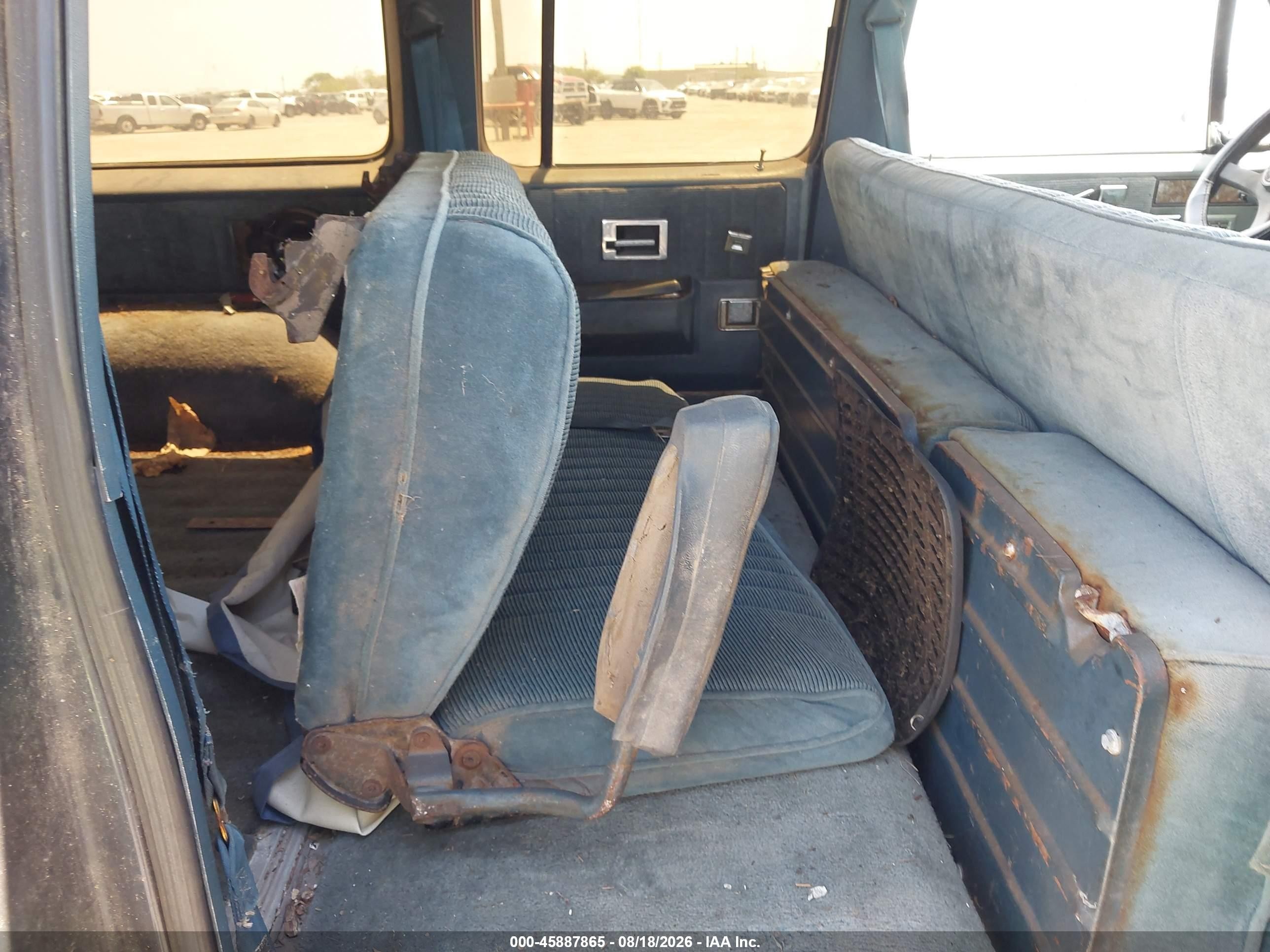1989 Gmc Suburban R15 Conventional Blue vin: 1GKER16K3KF516917